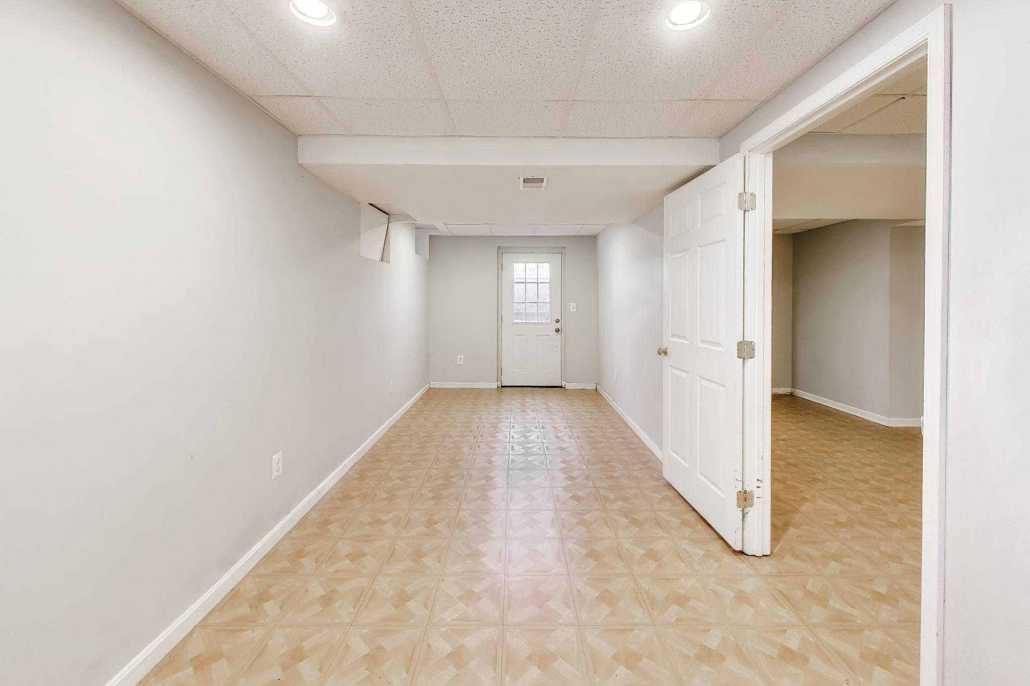 525 Stoakley Rd photo 33