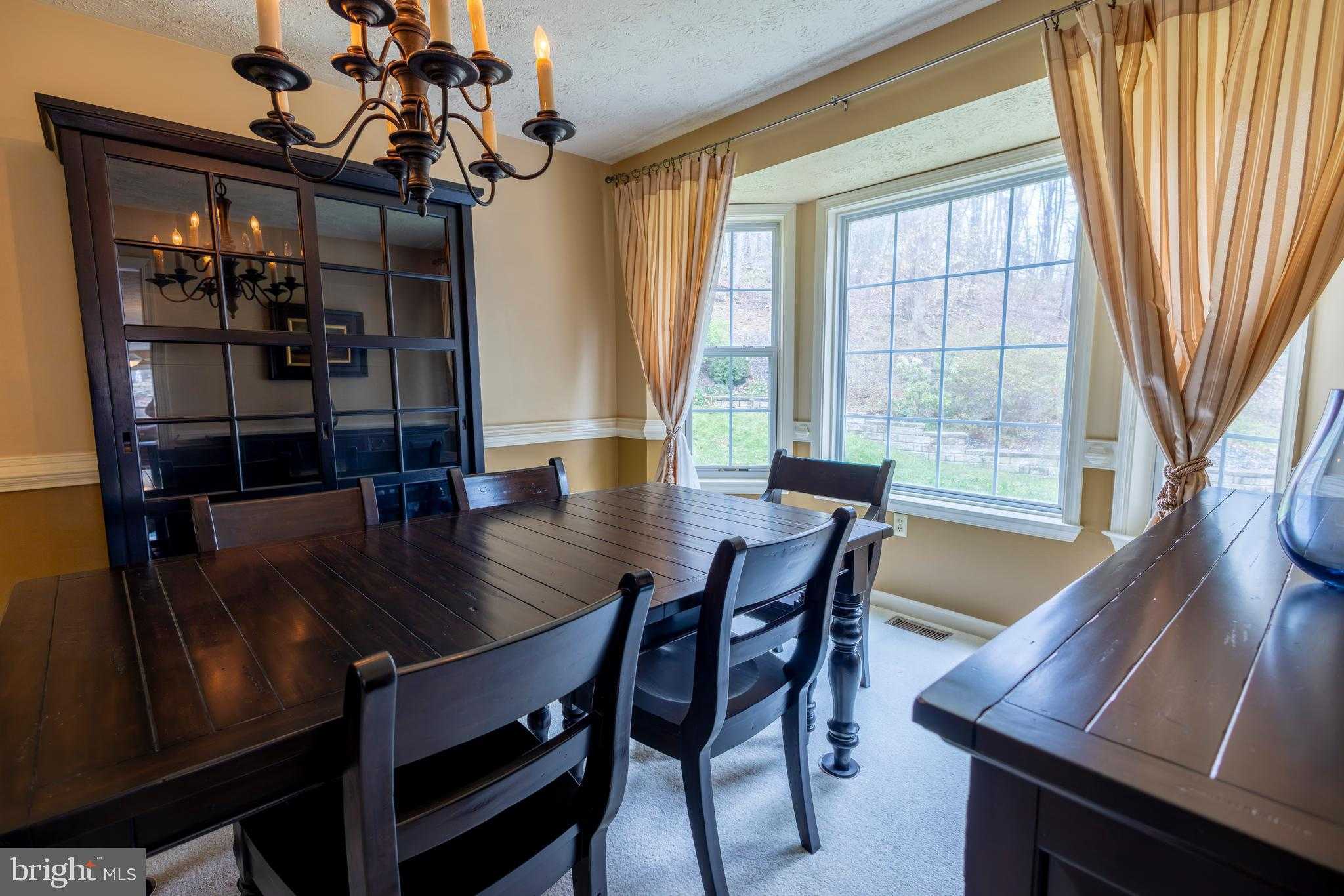 2035 Farragut Dr photo 11