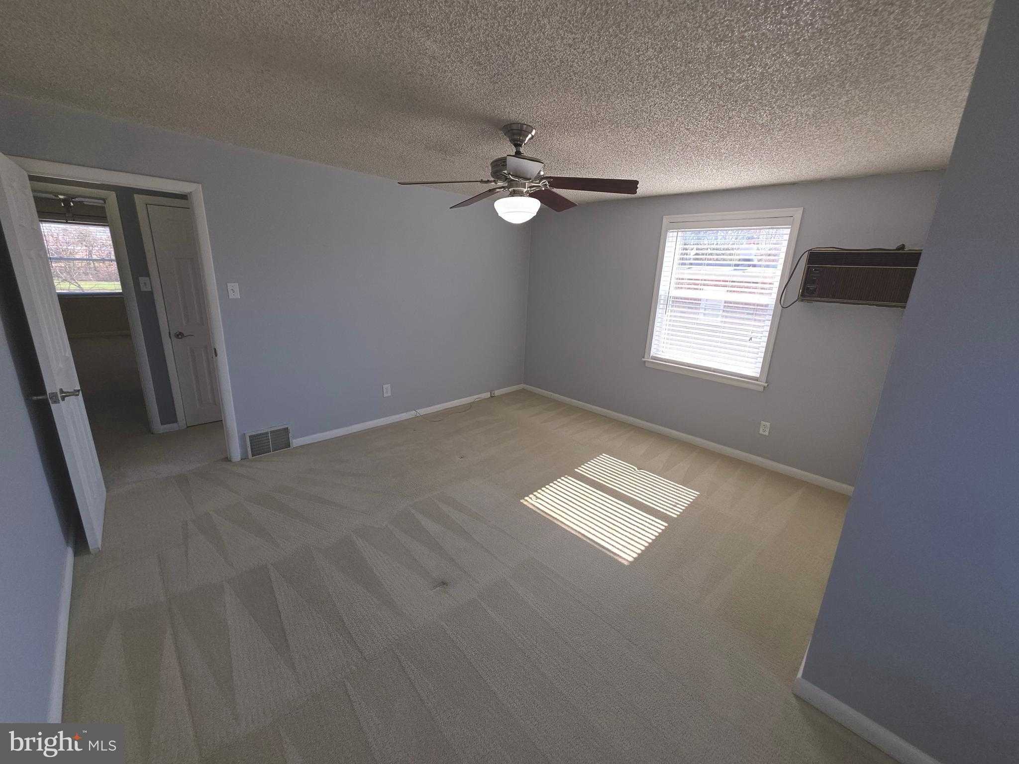 9225 Outlook Ave photo 30