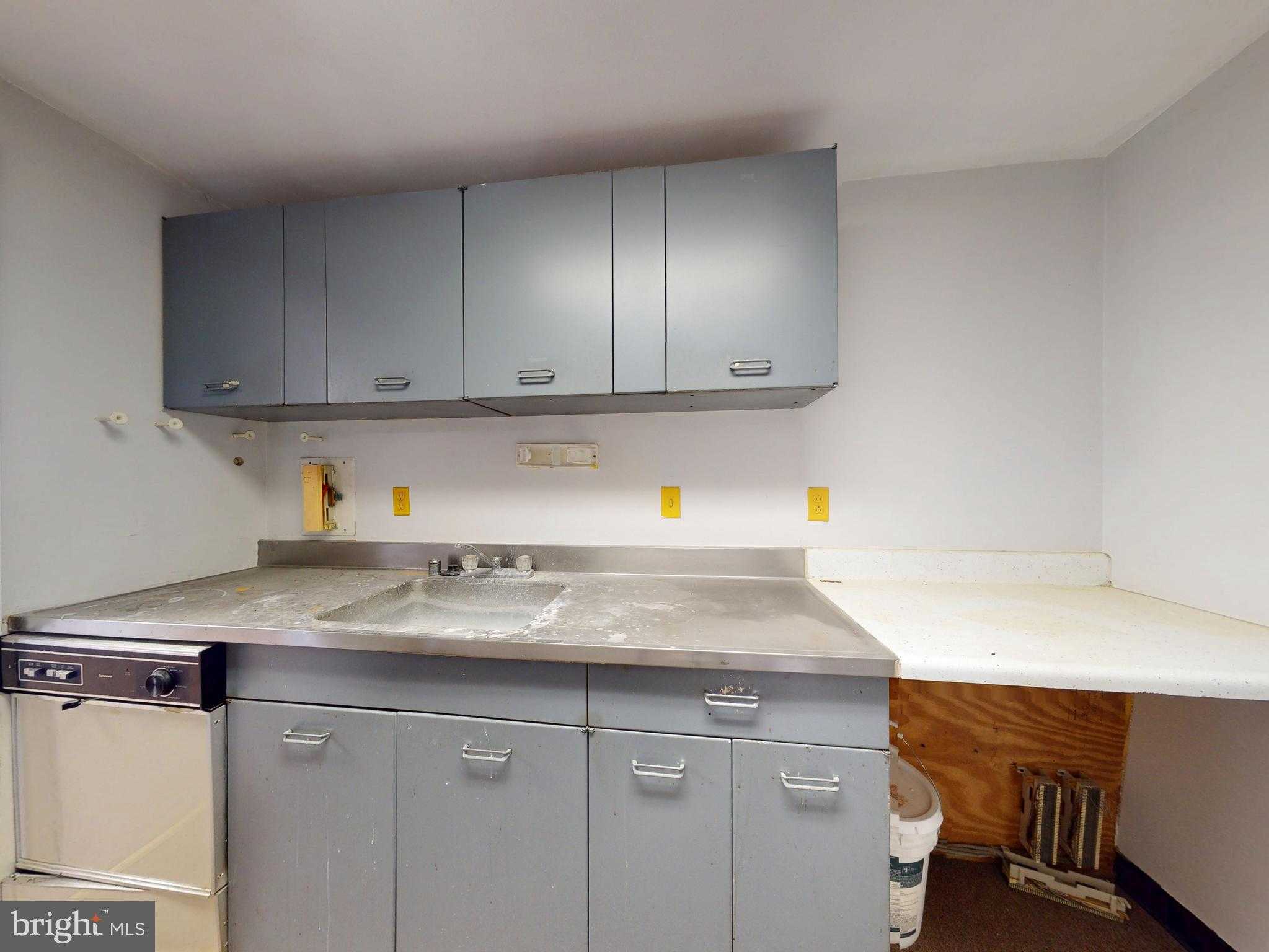 4600 Duke St Apt 419 photo 26