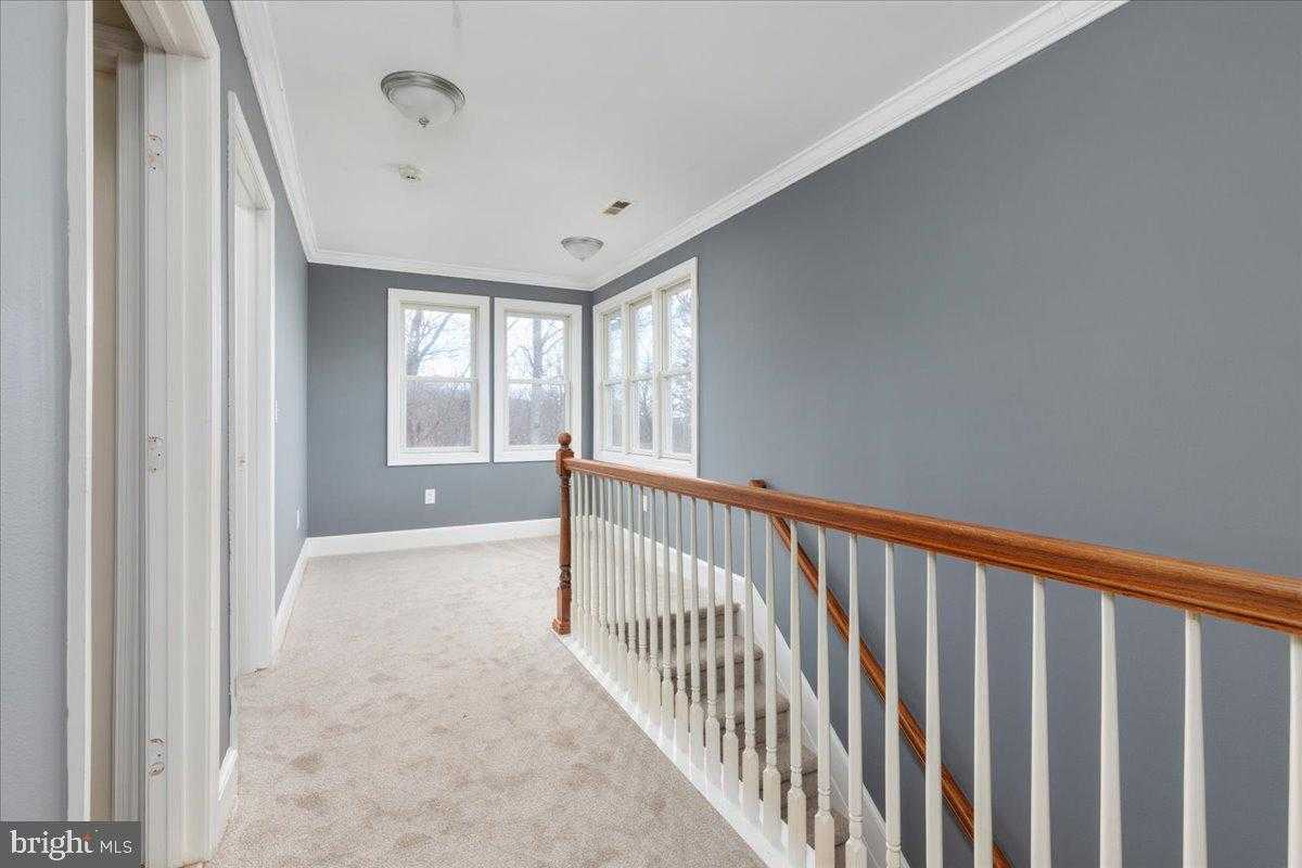 2114 E Lee Hwy photo 17