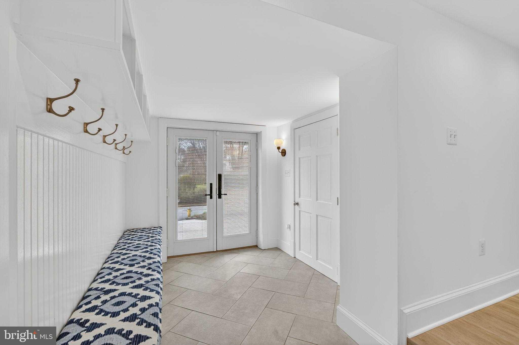 705 Chalfonte Dr photo 40