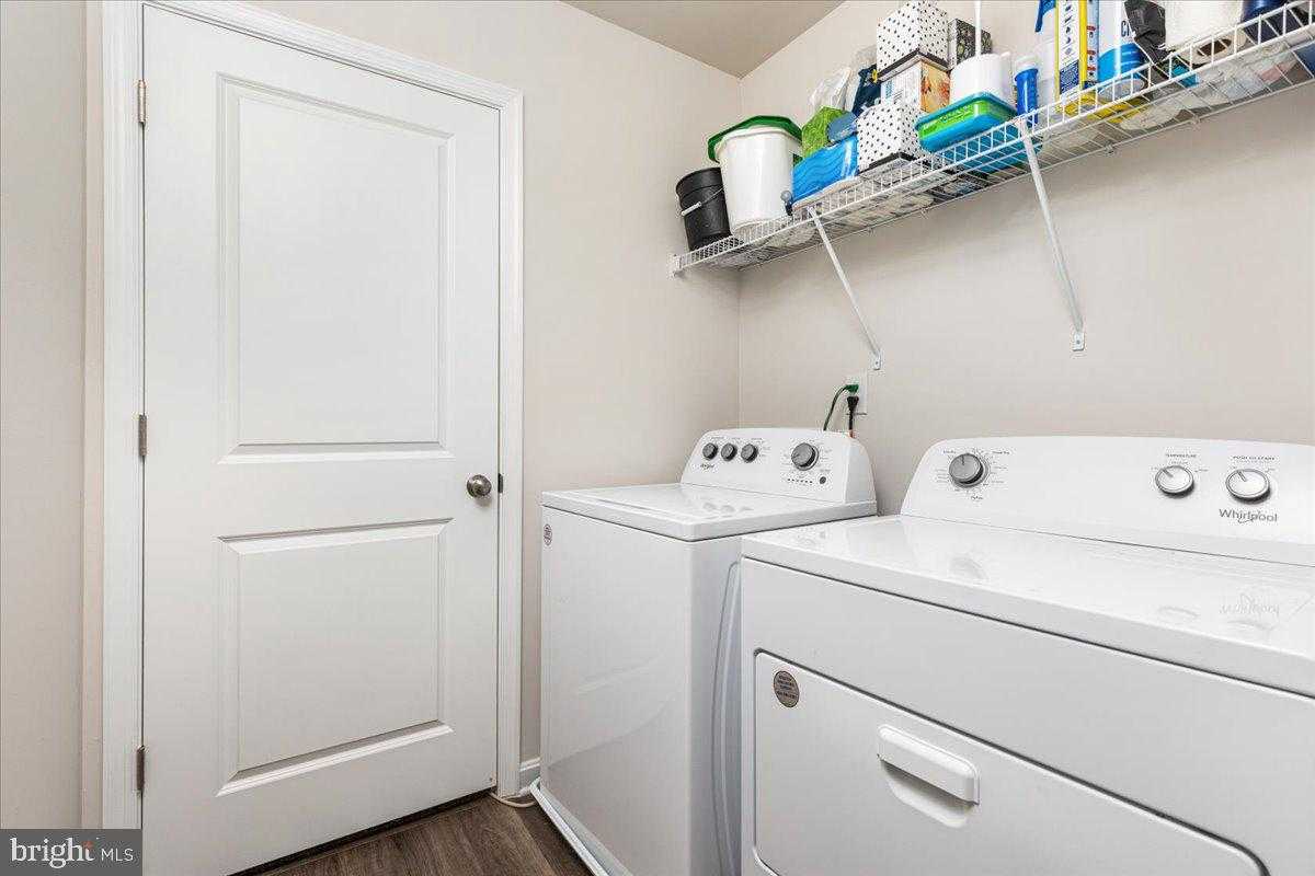 294 Aylesbury Ln photo 25