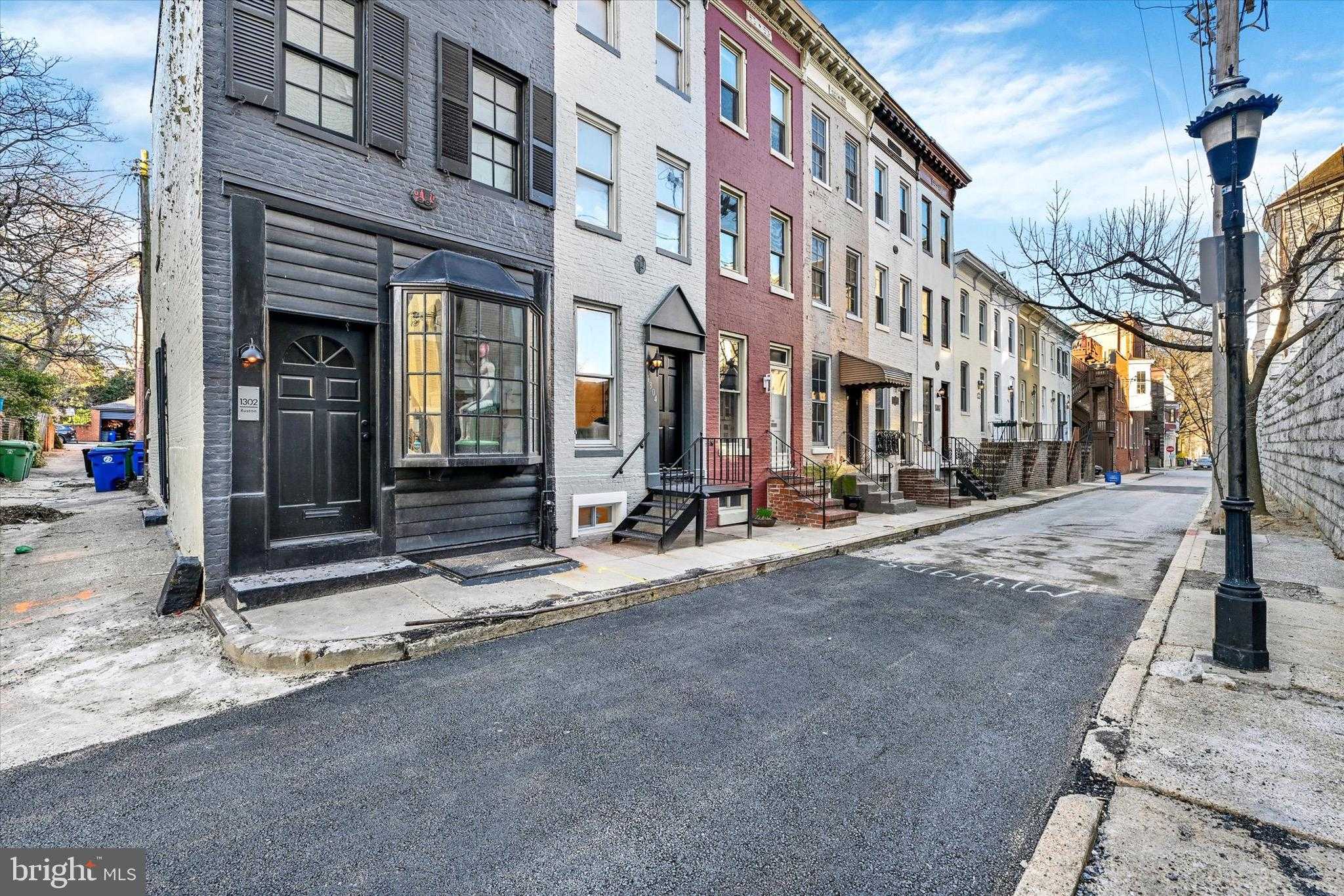 1304 Rutter St photo 4