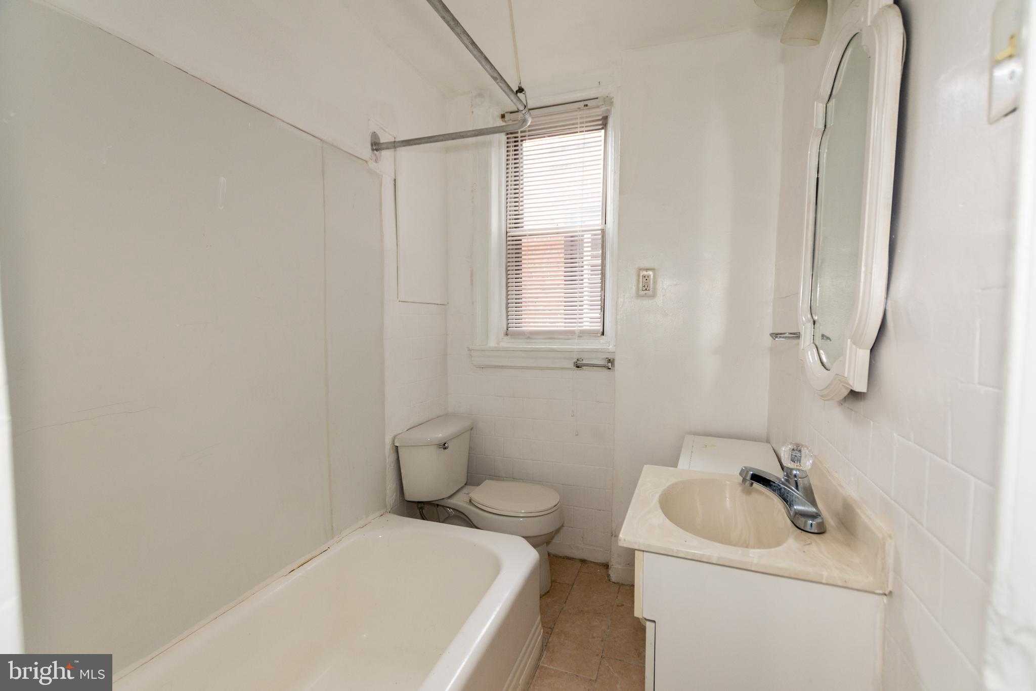 217 S 58th St photo 14