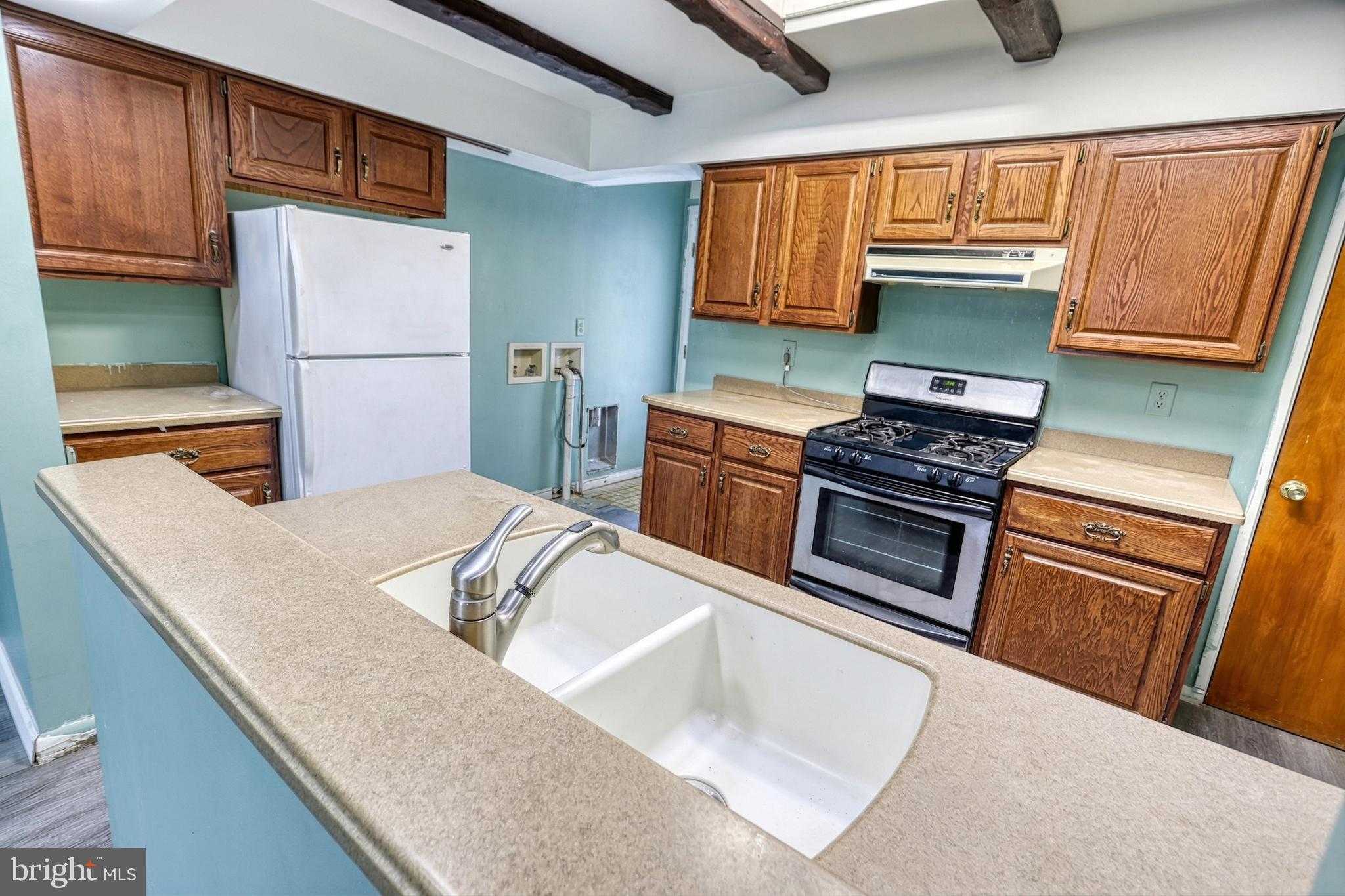 4605 Oxford Rd photo 18