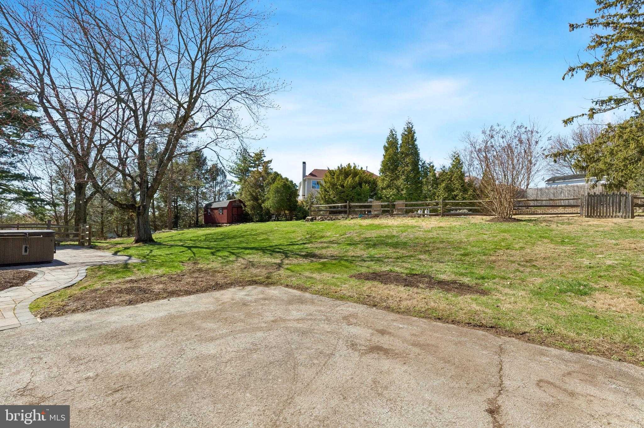 835 N Trooper Rd photo 55