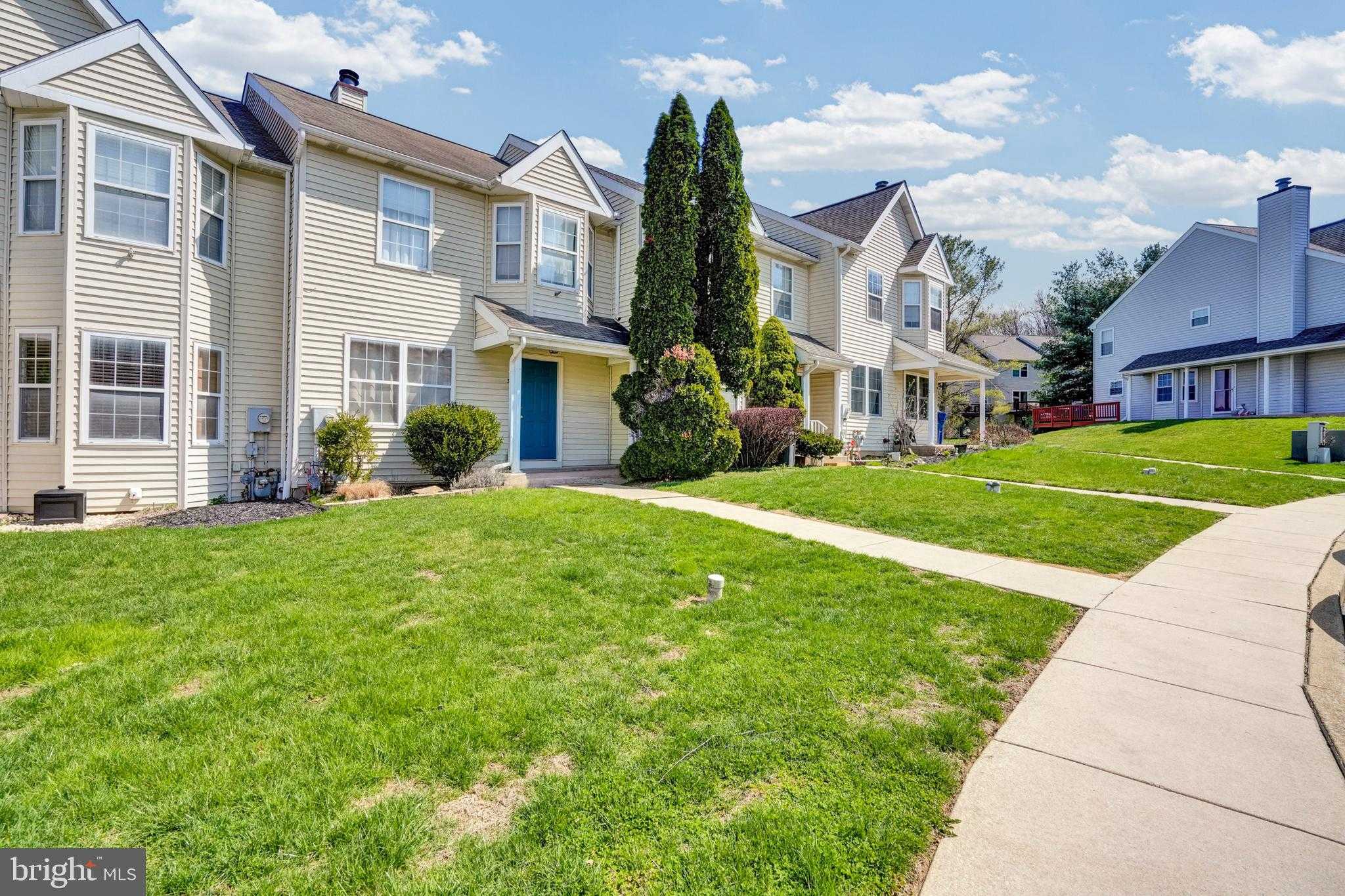 315 Jenville CT photo 3