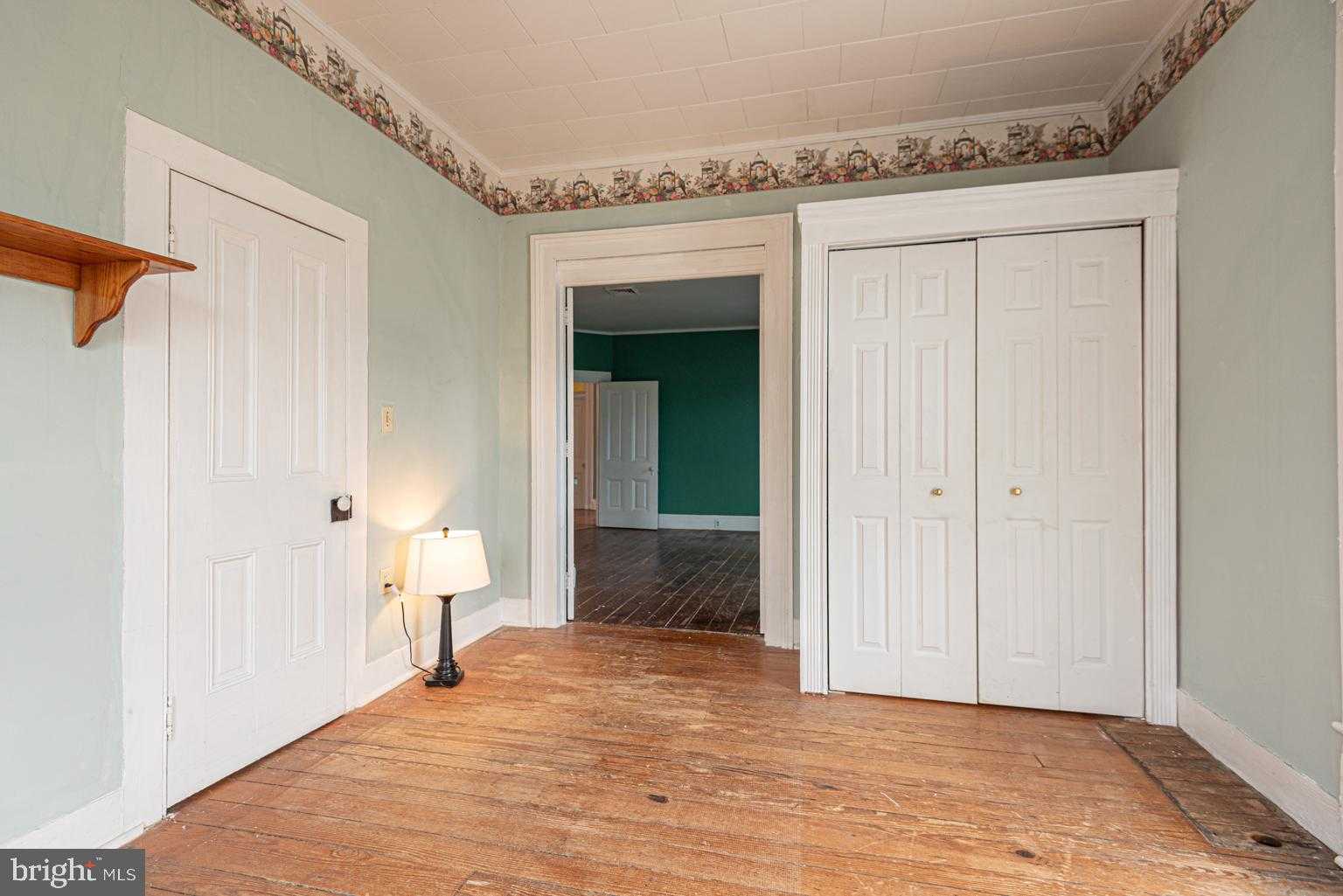 101 S Church St photo 75