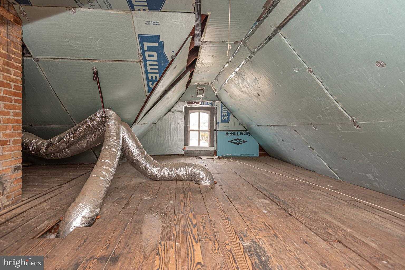 101 S Church St photo 79