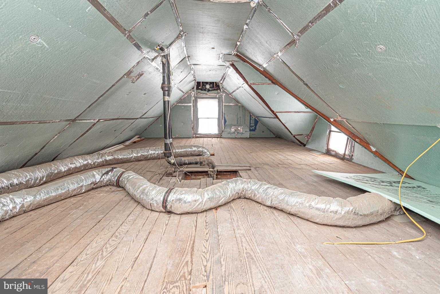 101 S Church St photo 84