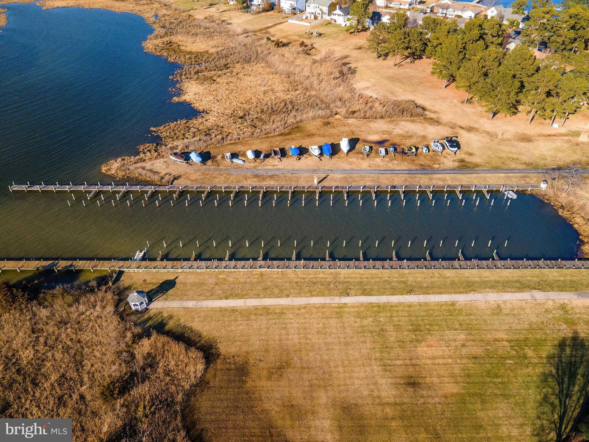 114 Bayview photo 63