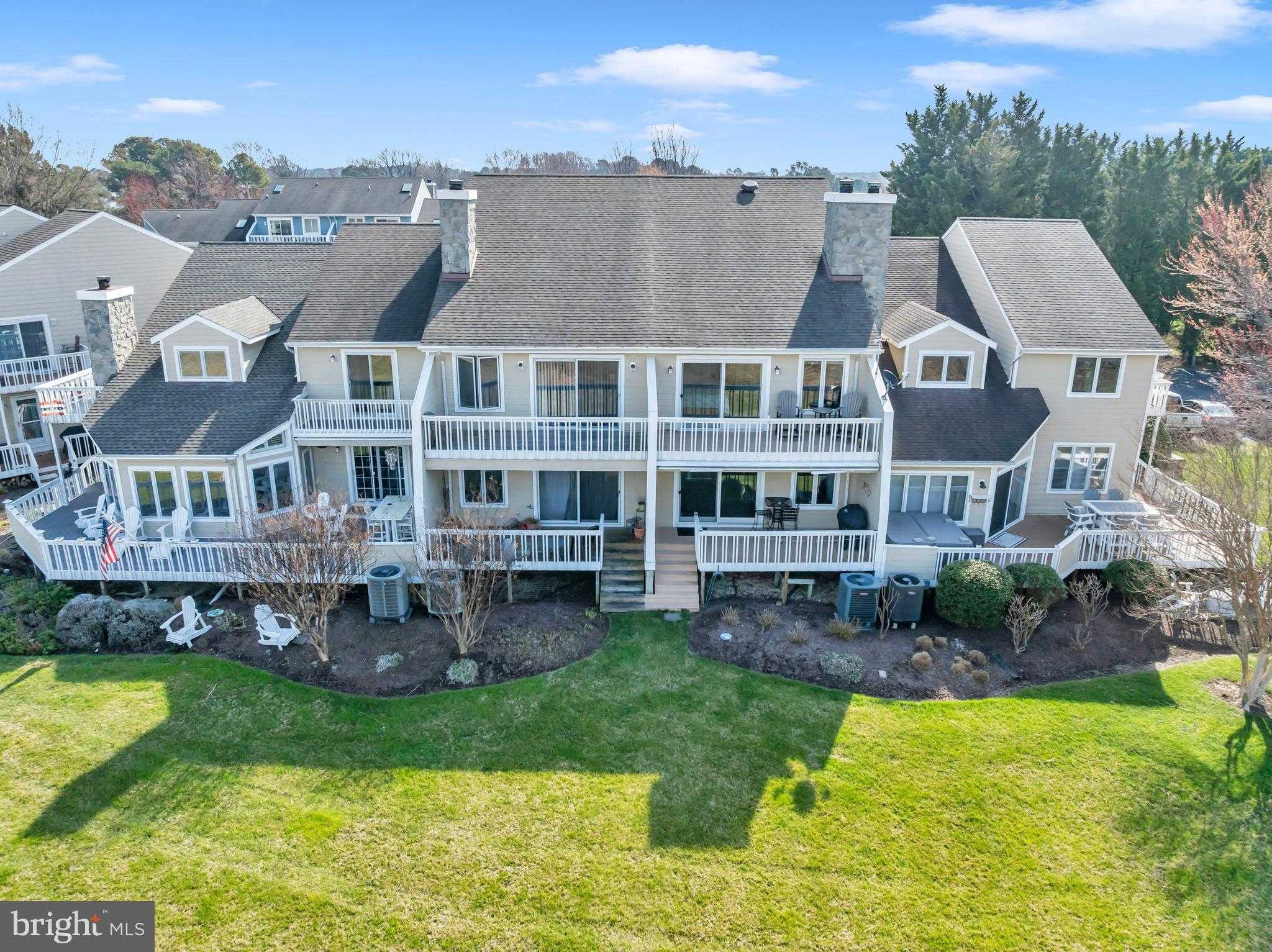 114 Bayview photo 70