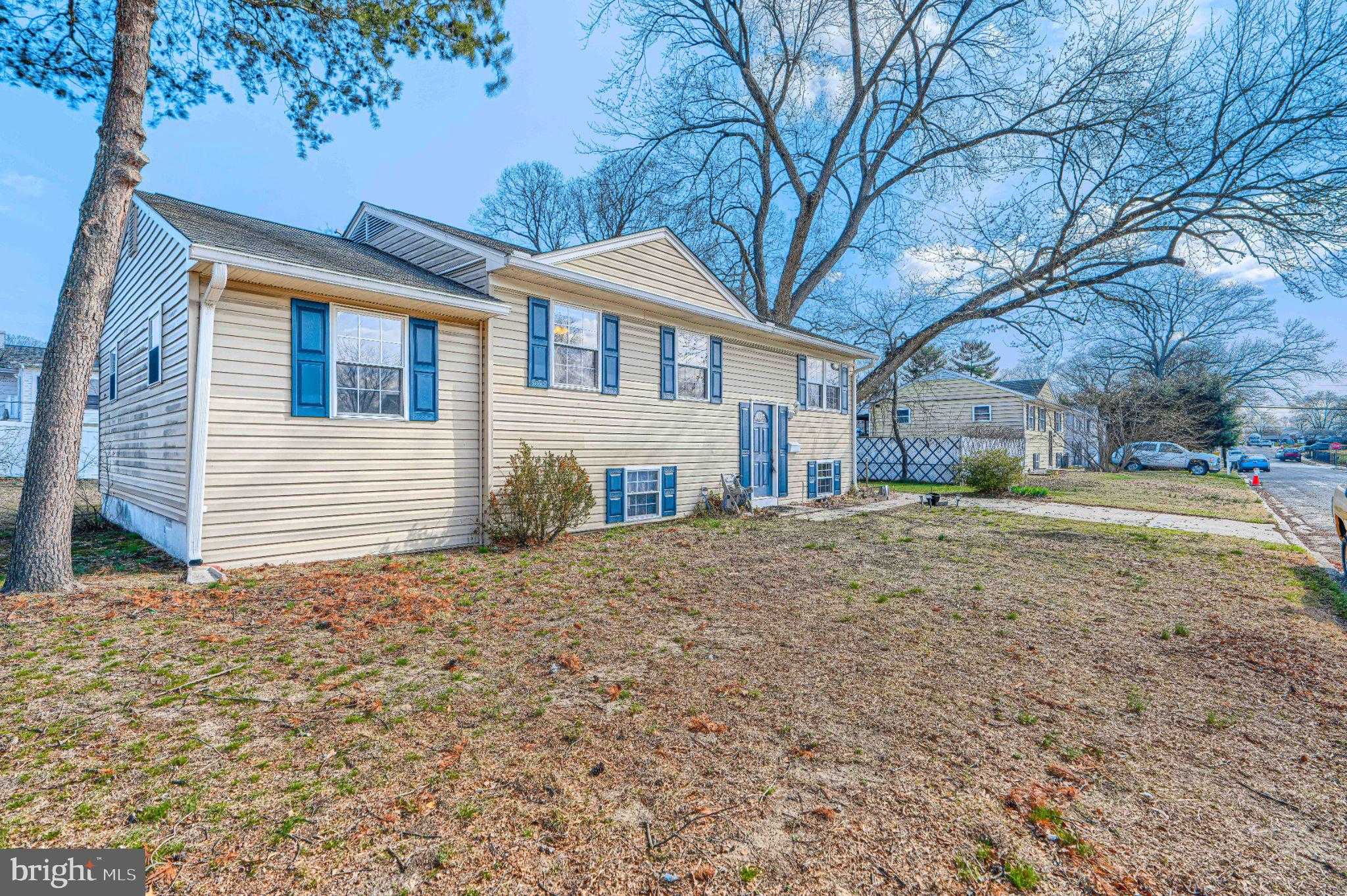 756 223rd St photo 2