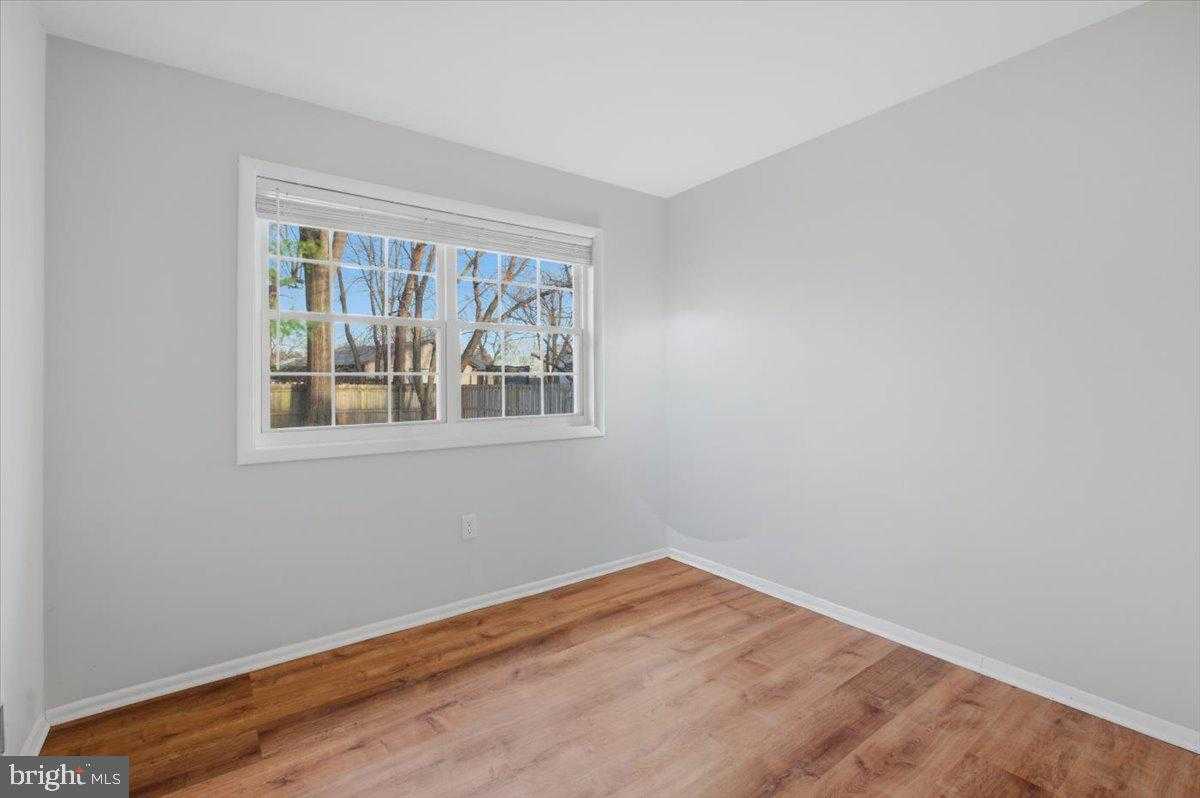 105 Baker Ln photo 25