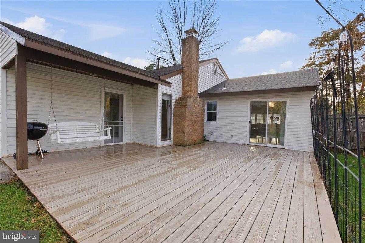 105 Baker Ln photo 29