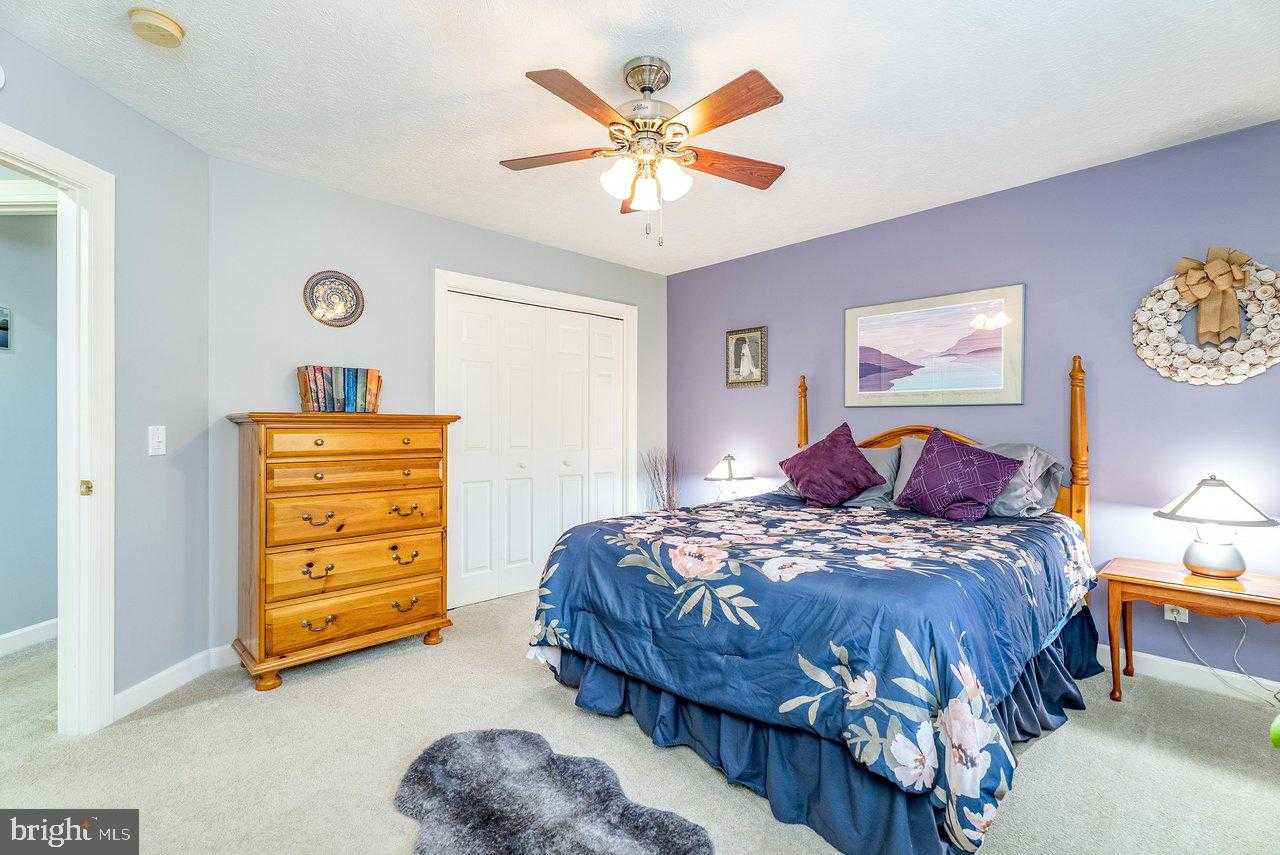 760 Confederacy Dr photo 58