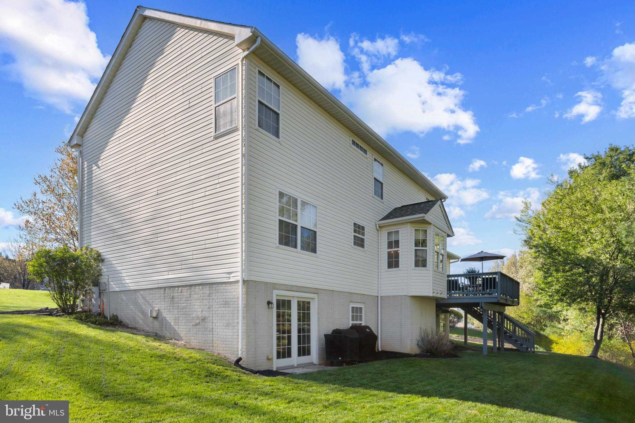 25 Cypress Point CT photo 30