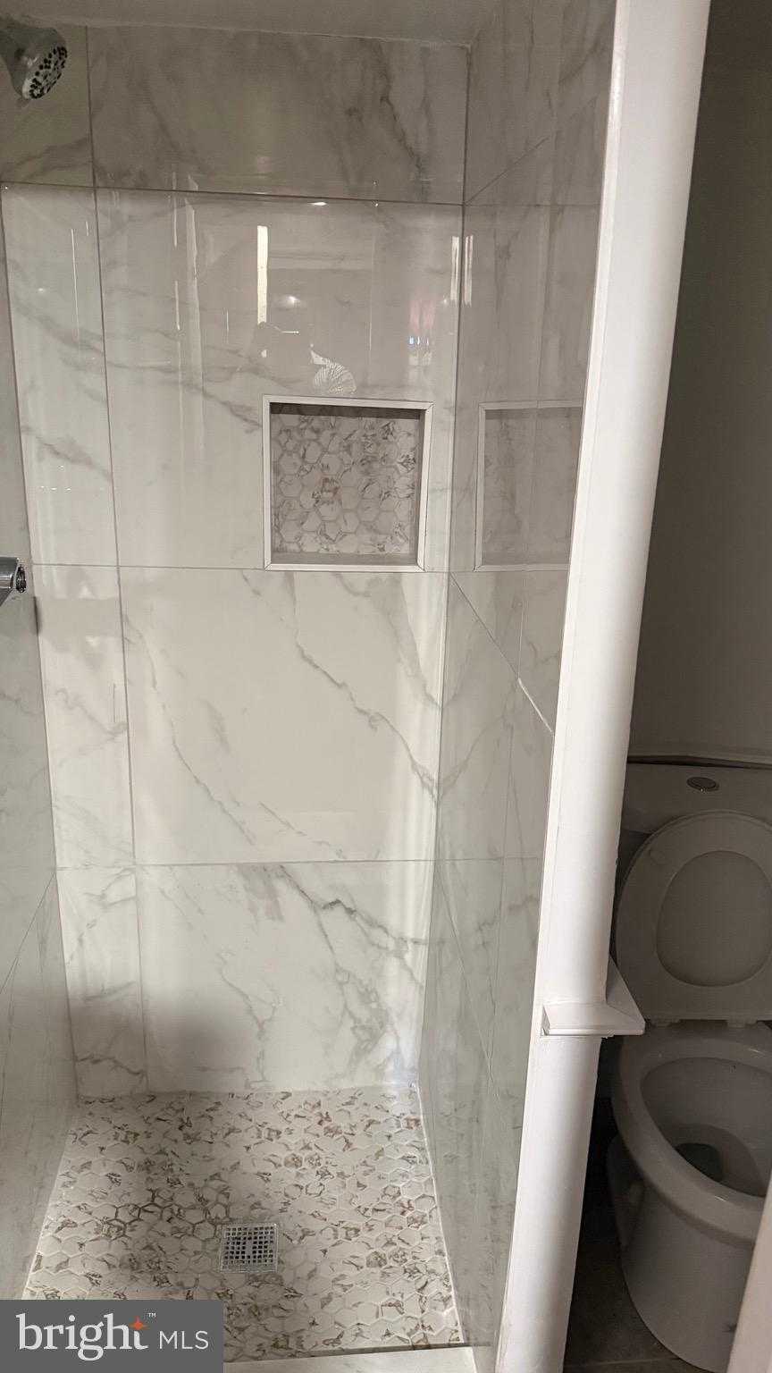 8117 Gavin St photo 35