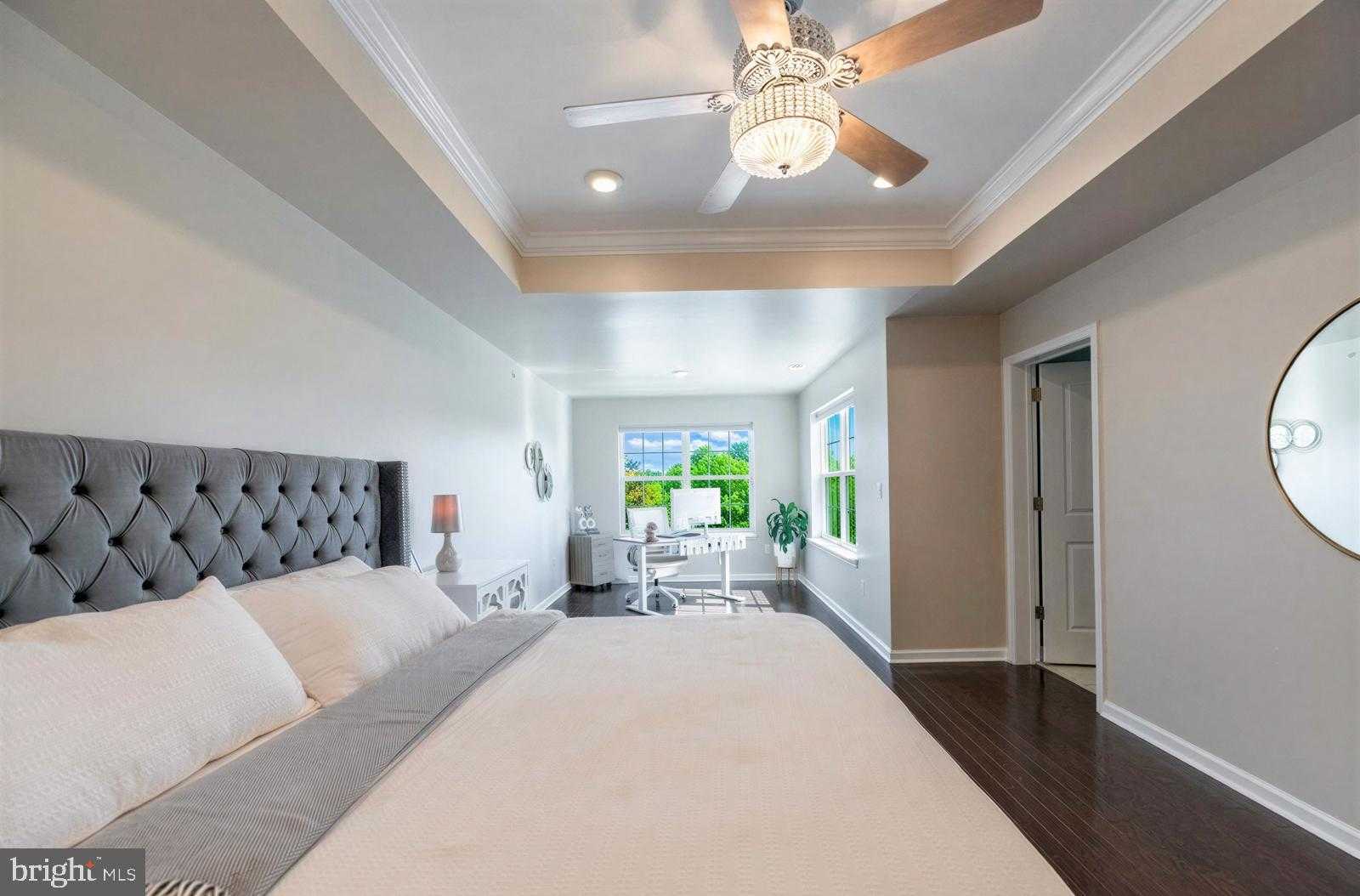 325 Goldman Dr photo 26