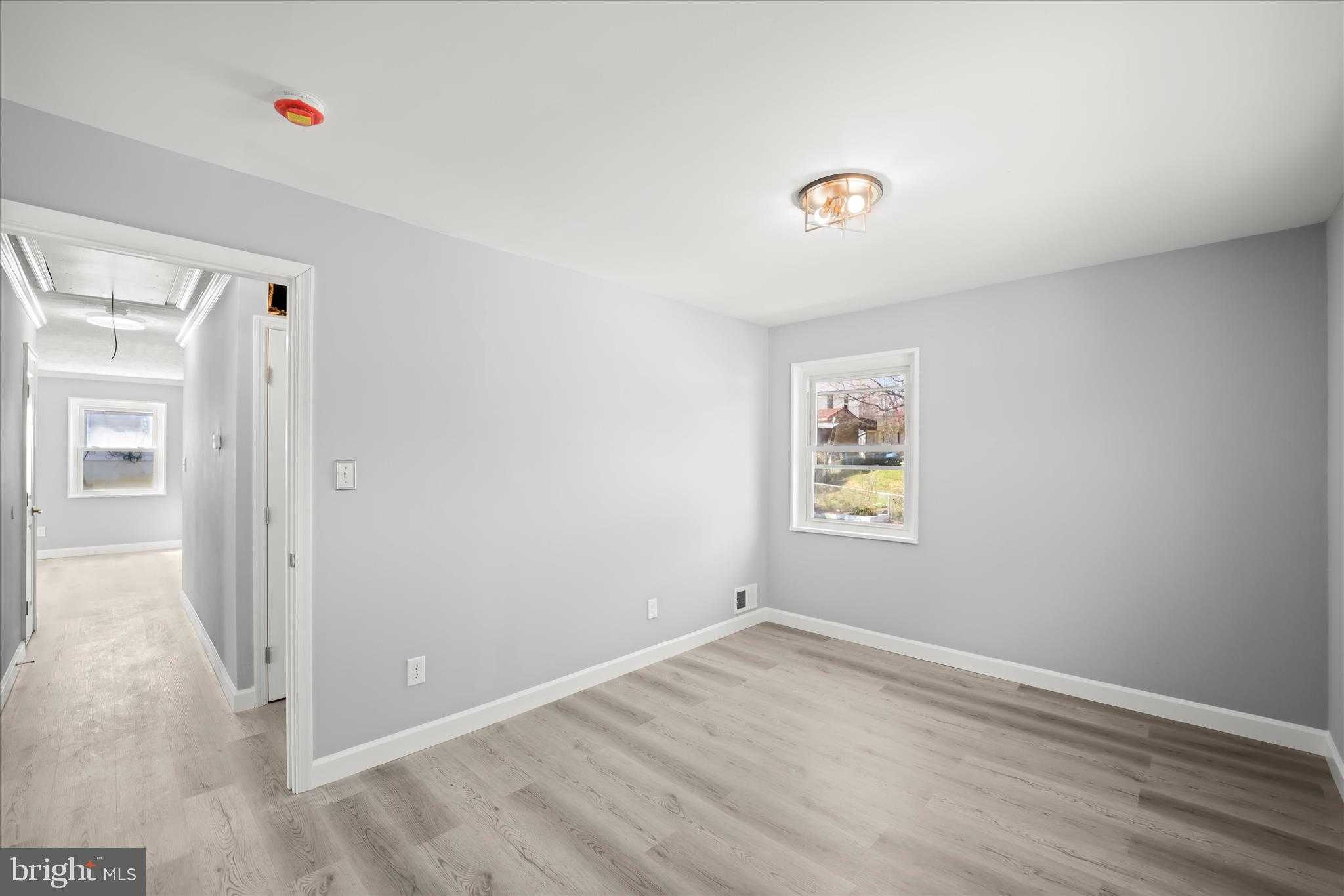 6704 Eldridge St photo 16