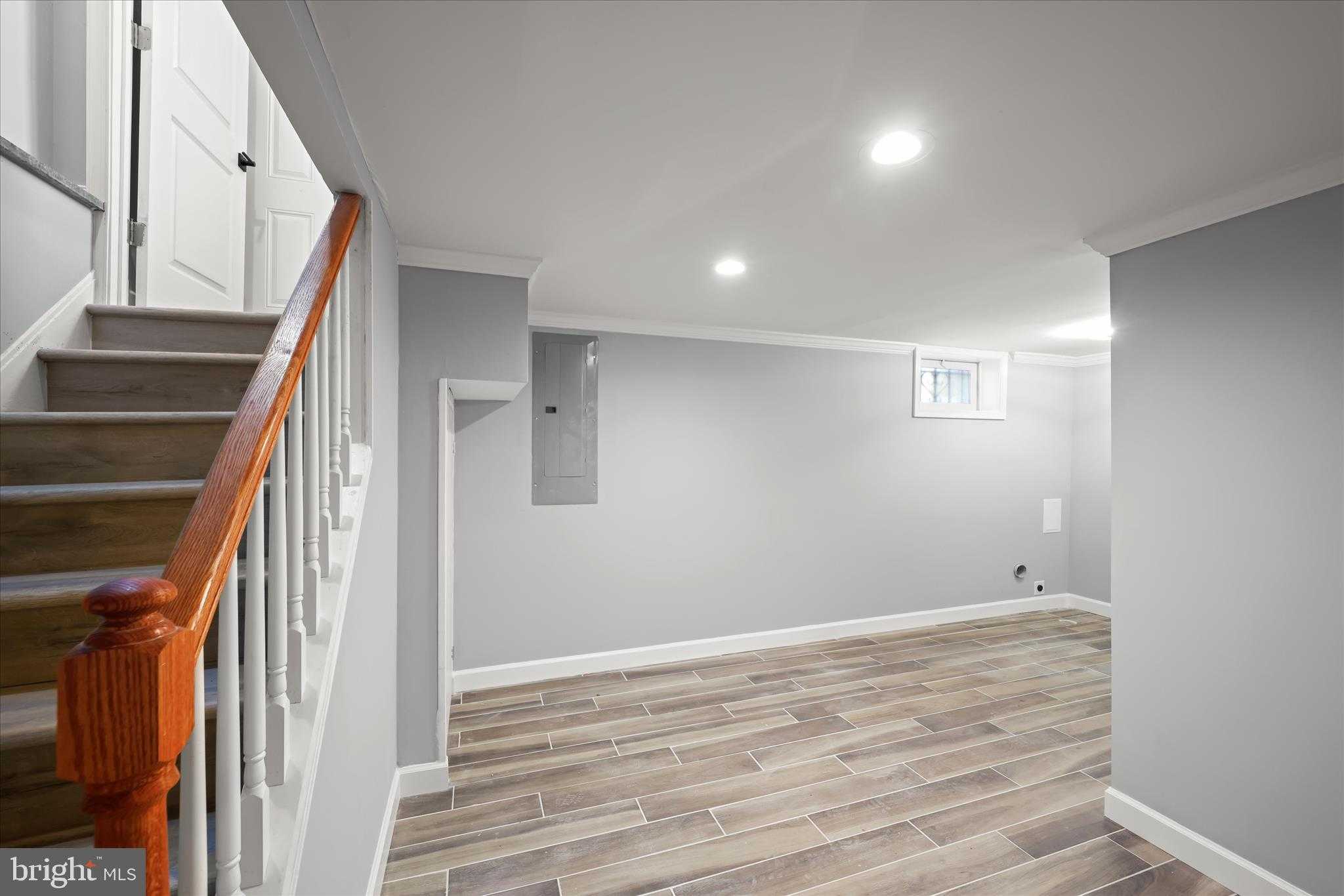 6704 Eldridge St photo 27