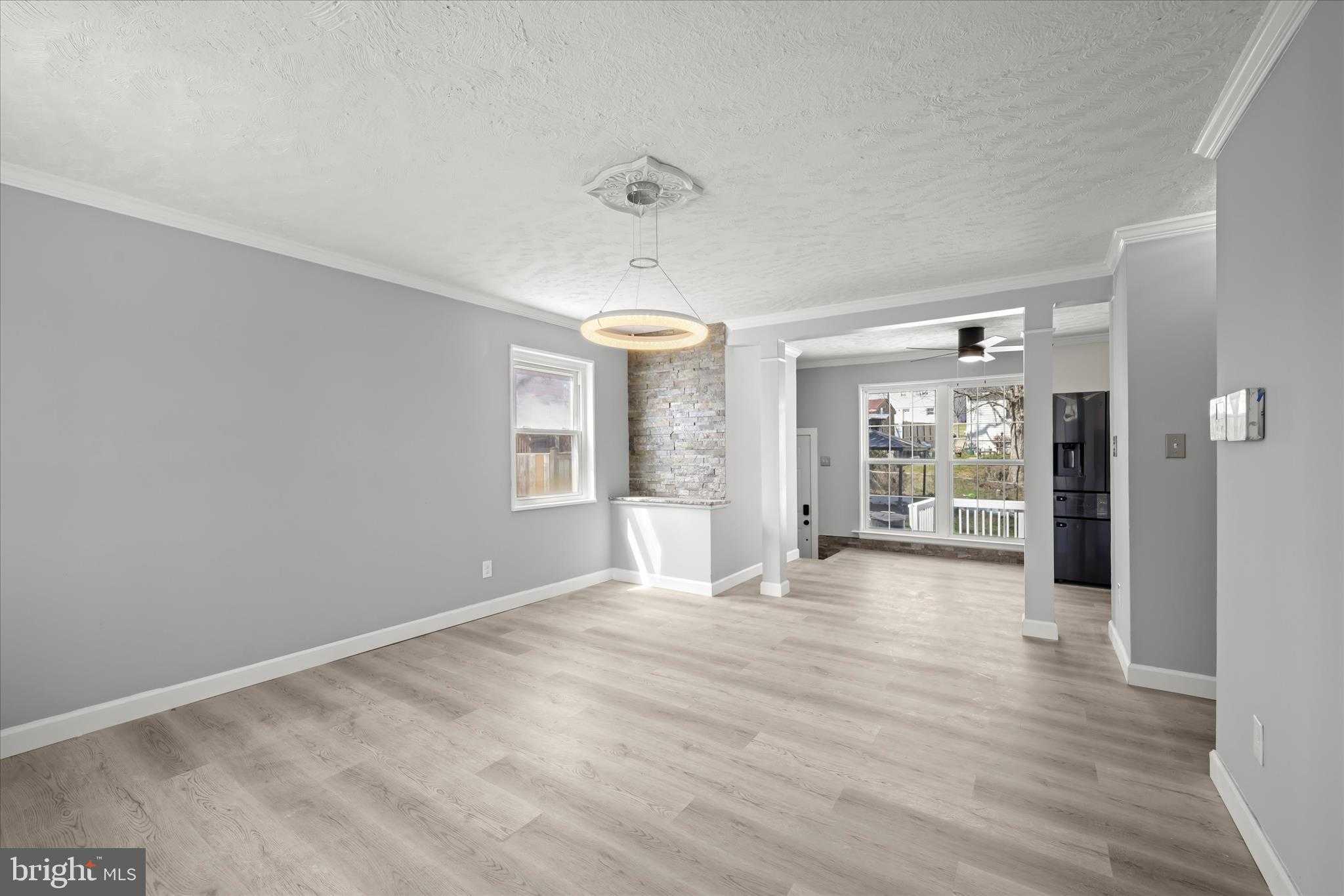 6704 Eldridge St photo 5