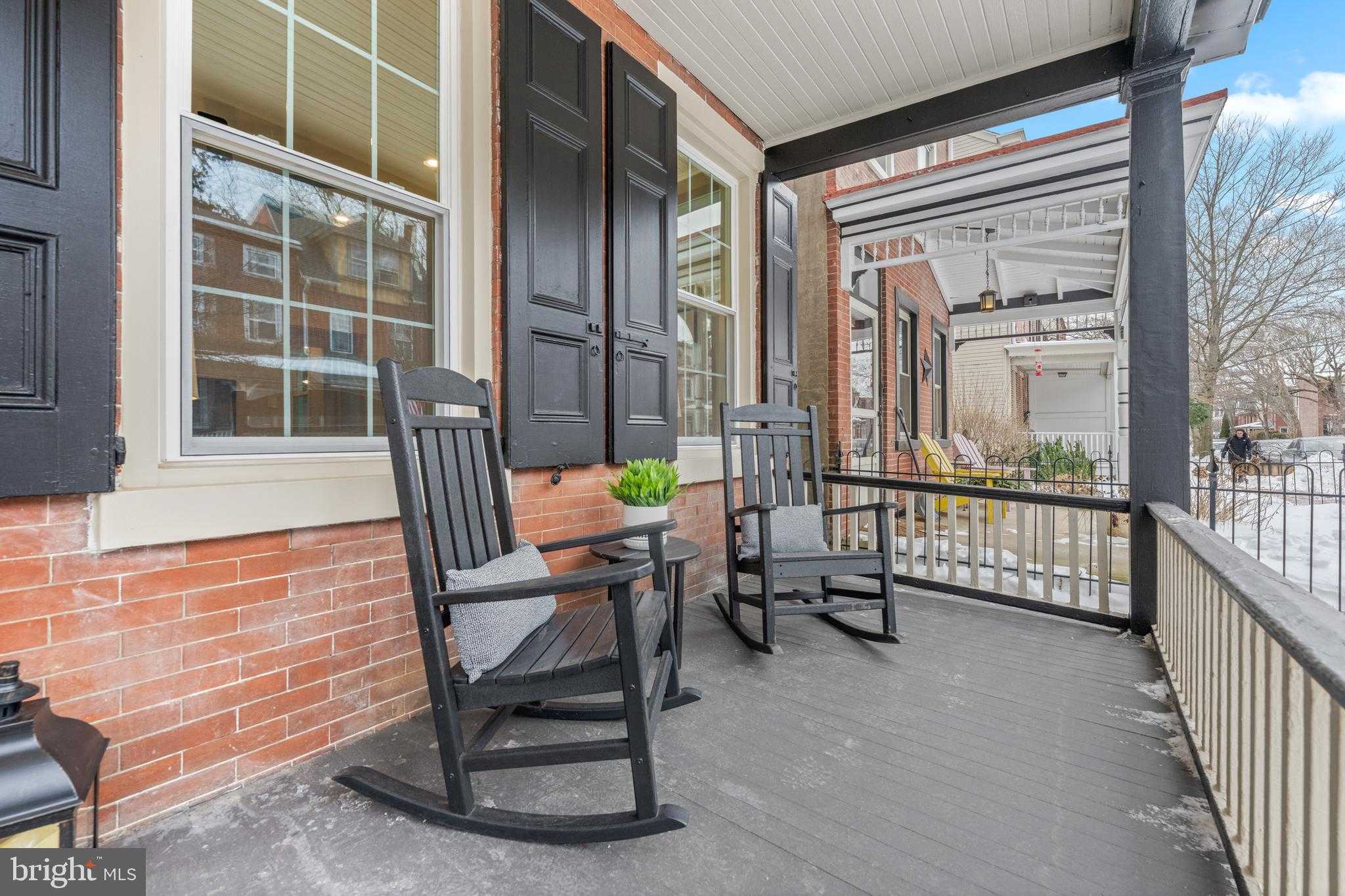 222 W Barnard St, West Chester