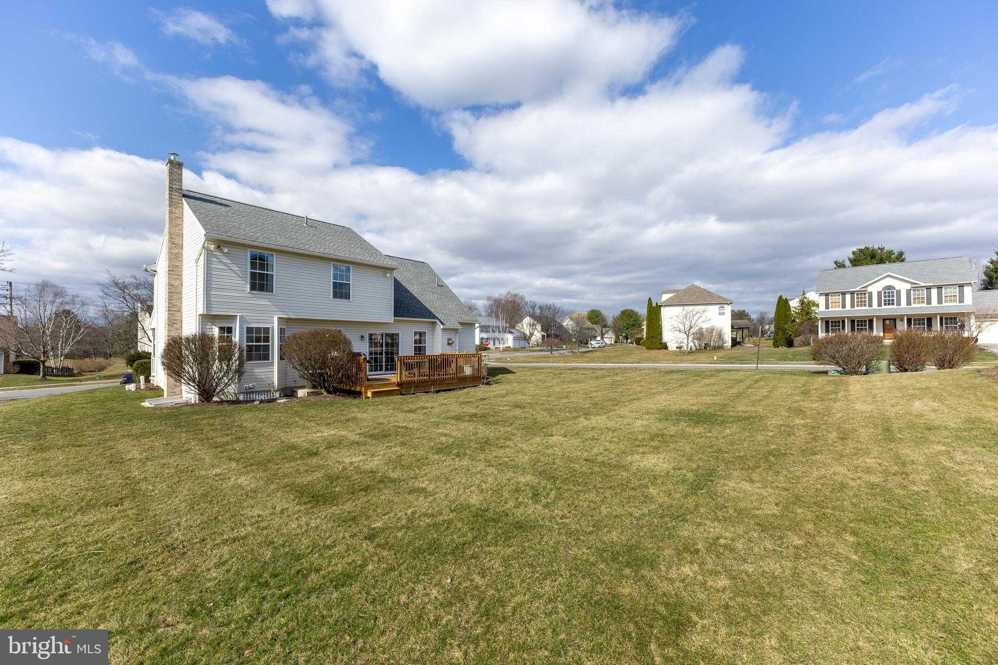 200 Doubletree Pl photo 35