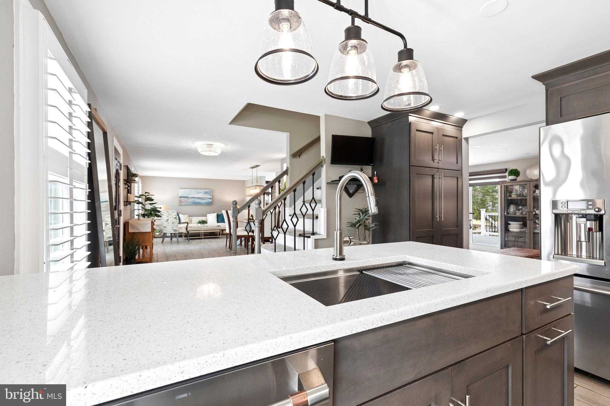 504 Augusta Dr photo 6