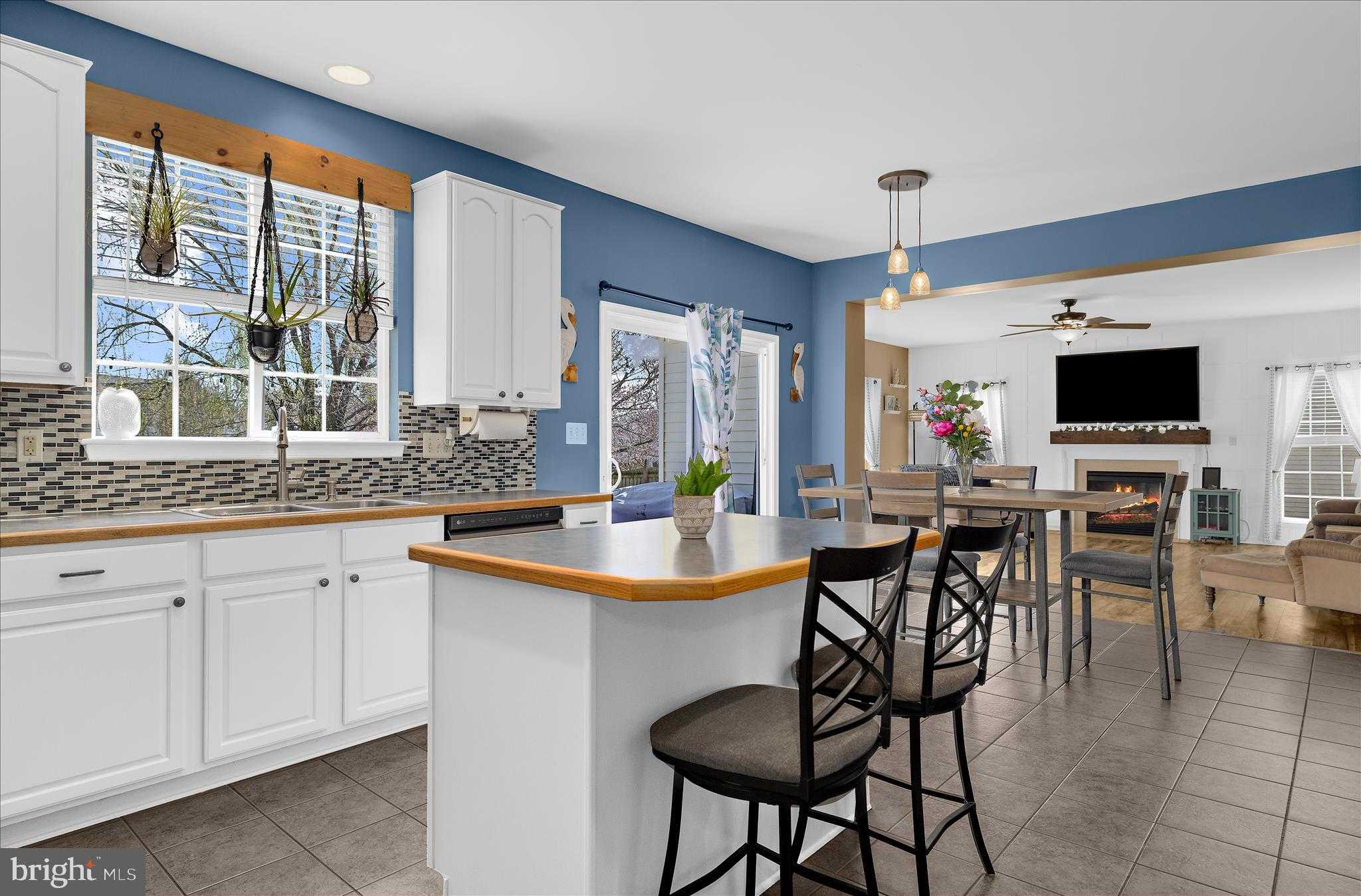 108 Meadowcroft Dr photo 23