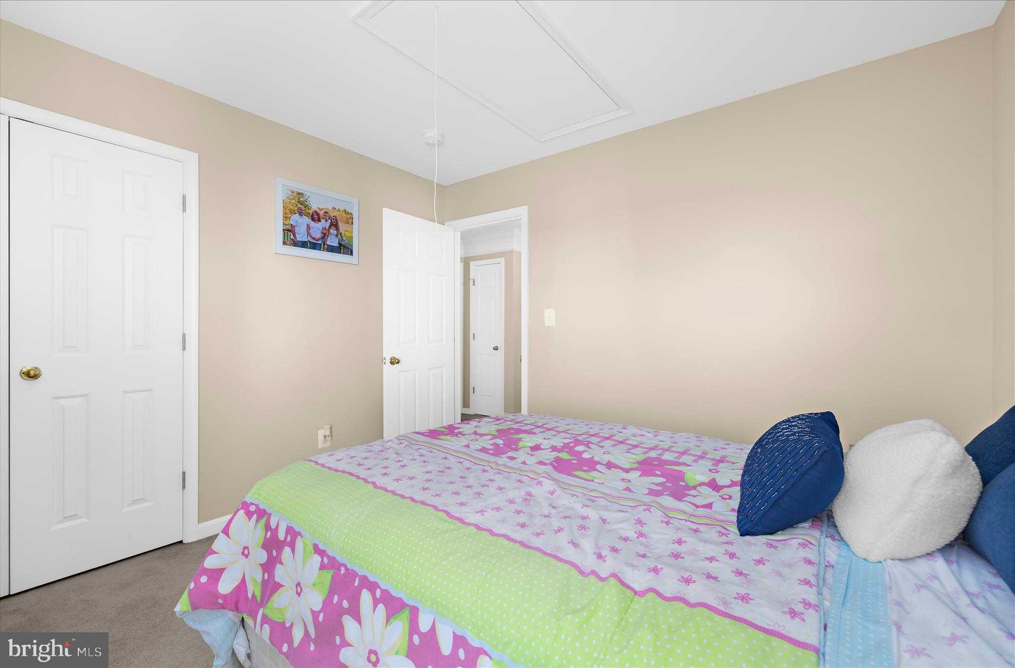 108 Meadowcroft Dr photo 49