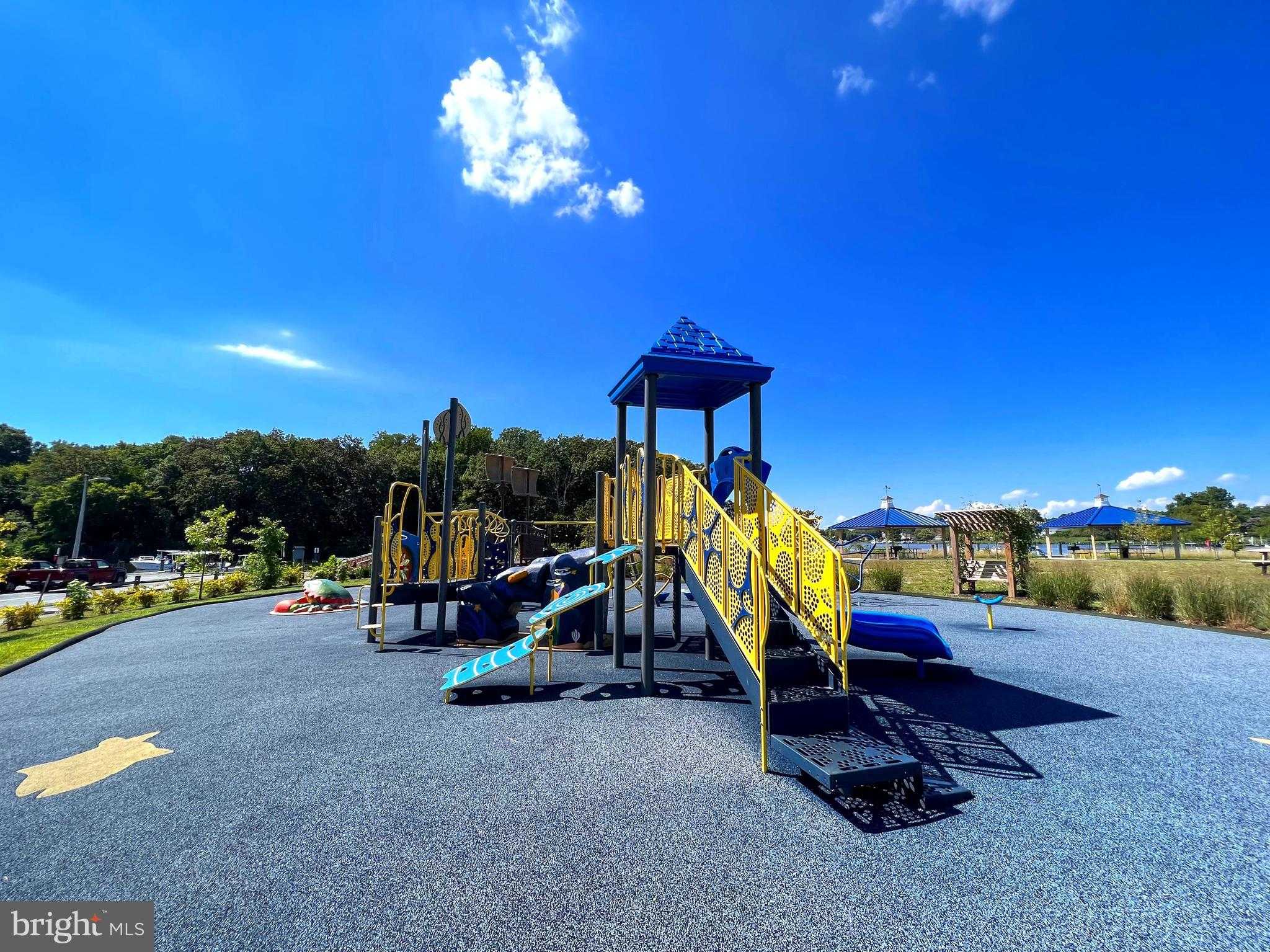 108 Meadowcroft Dr photo 87