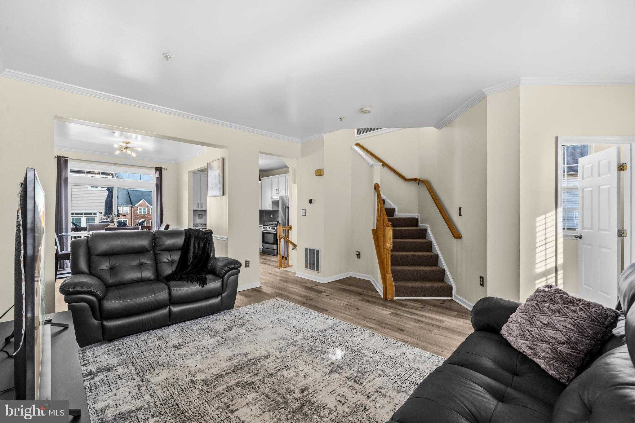 1701 Crimson Pl photo 9