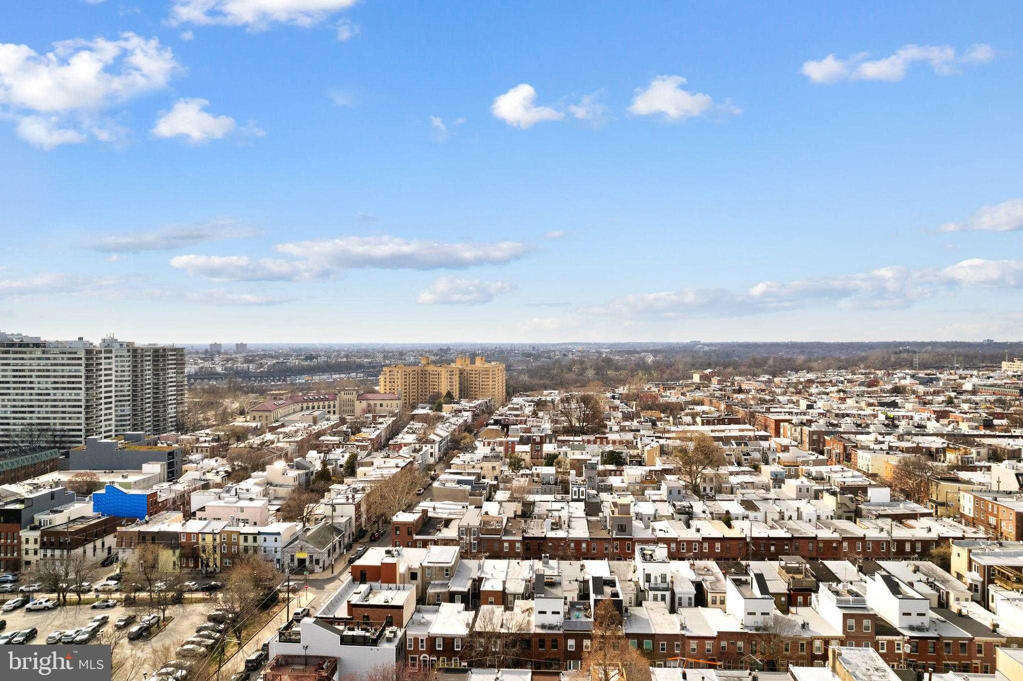 754 N Croskey St photo 27