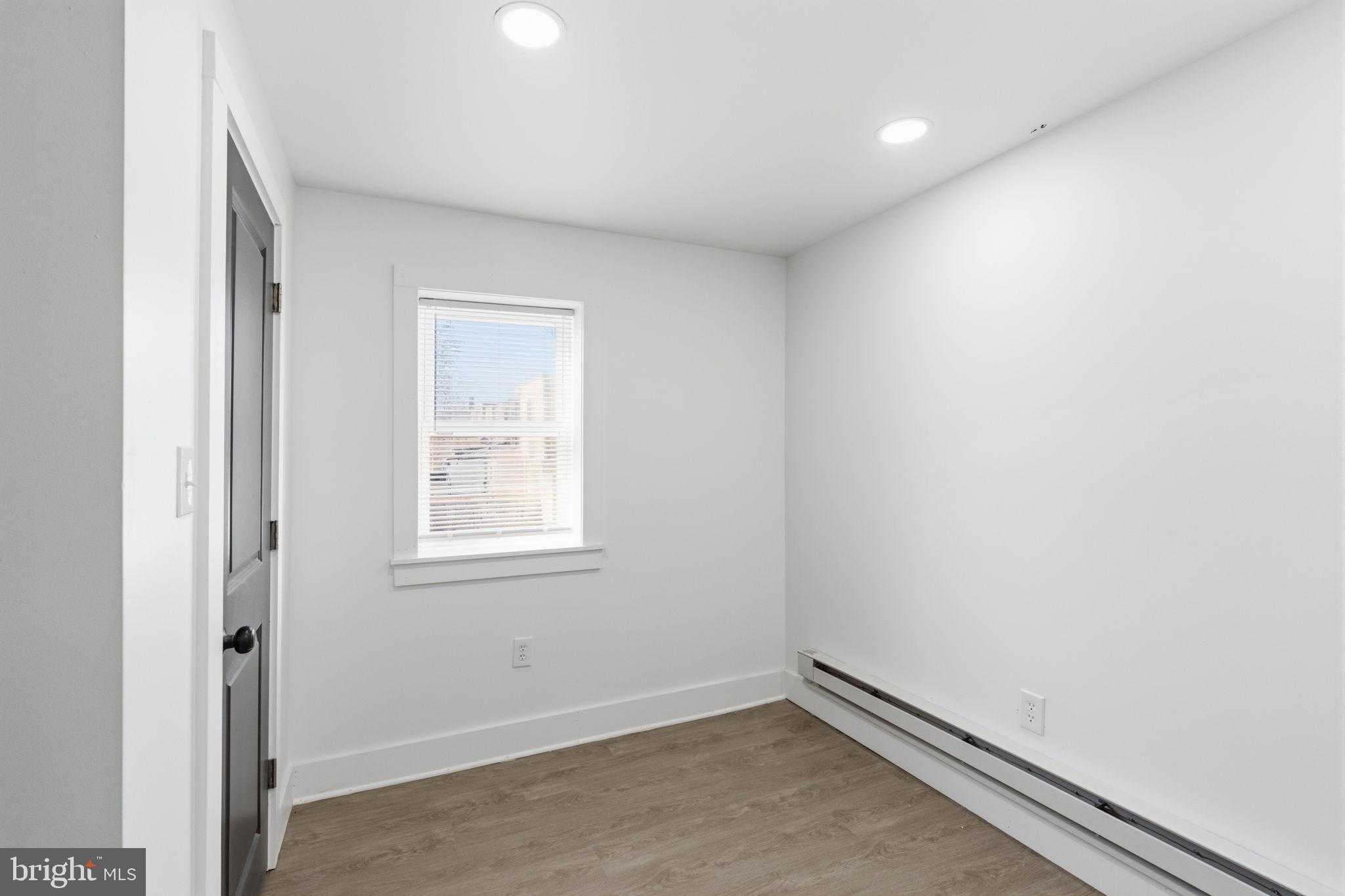 248 E Indiana Ave photo 13