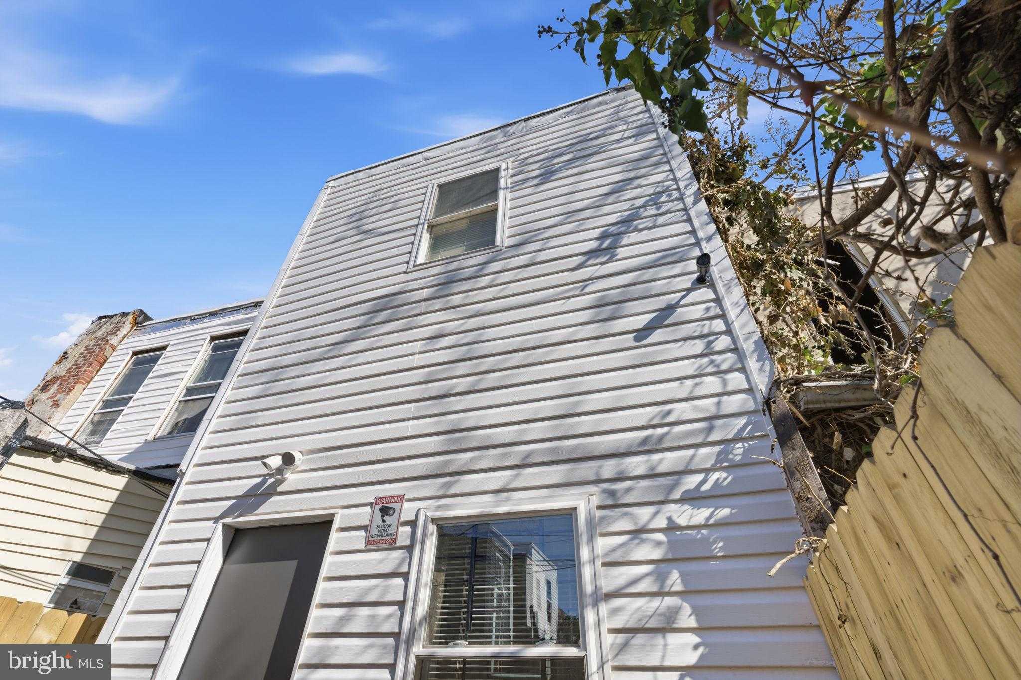 248 E Indiana Ave photo 24