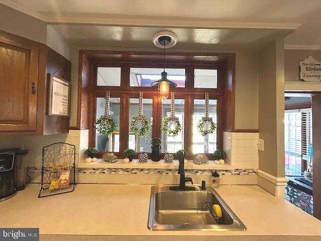 1804 Hoffnagle St photo 8