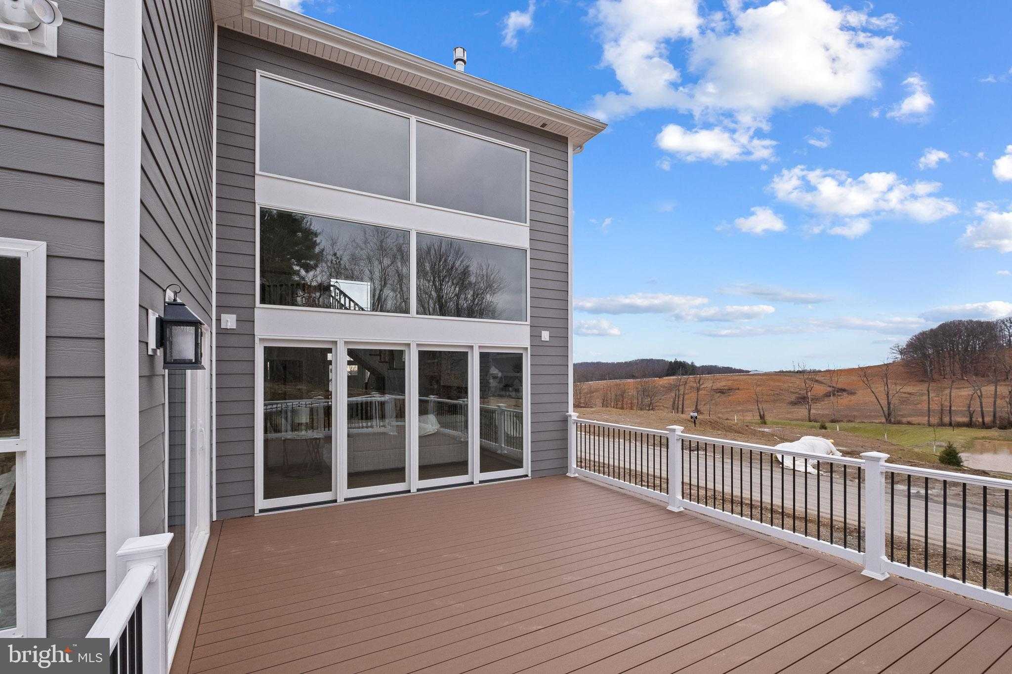 1430 Grove Ave photo 26