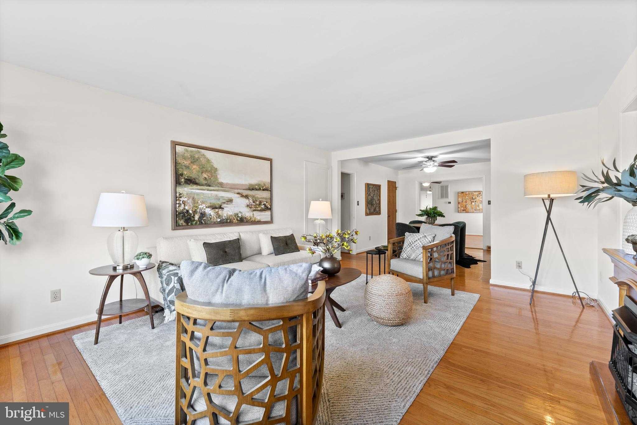 2010 Washington Ave photo 4