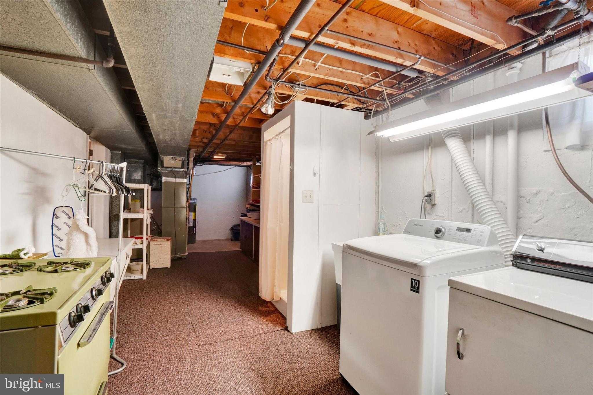 401 Berwick St photo 29