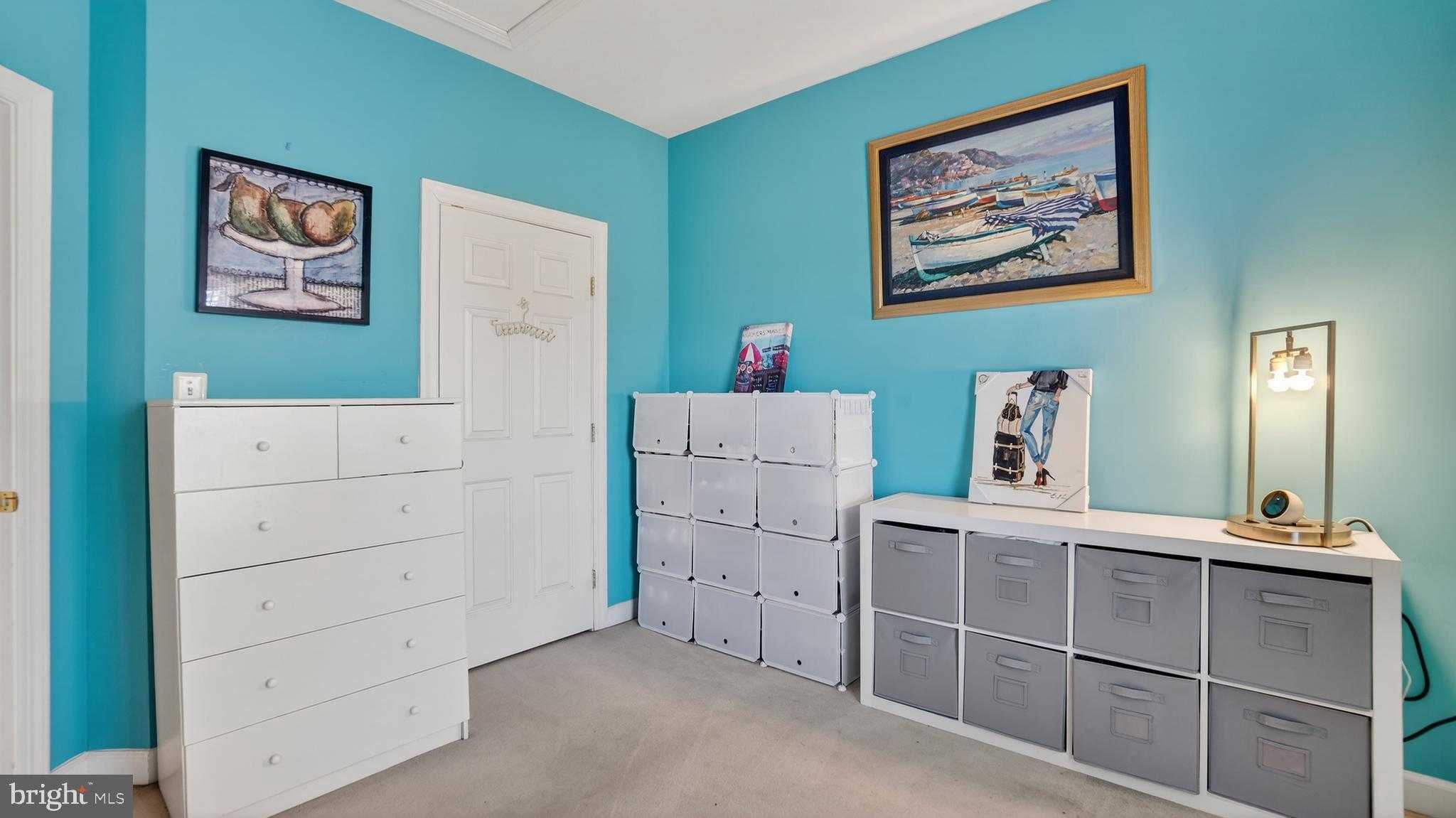 10716 Folkestone Way photo 32