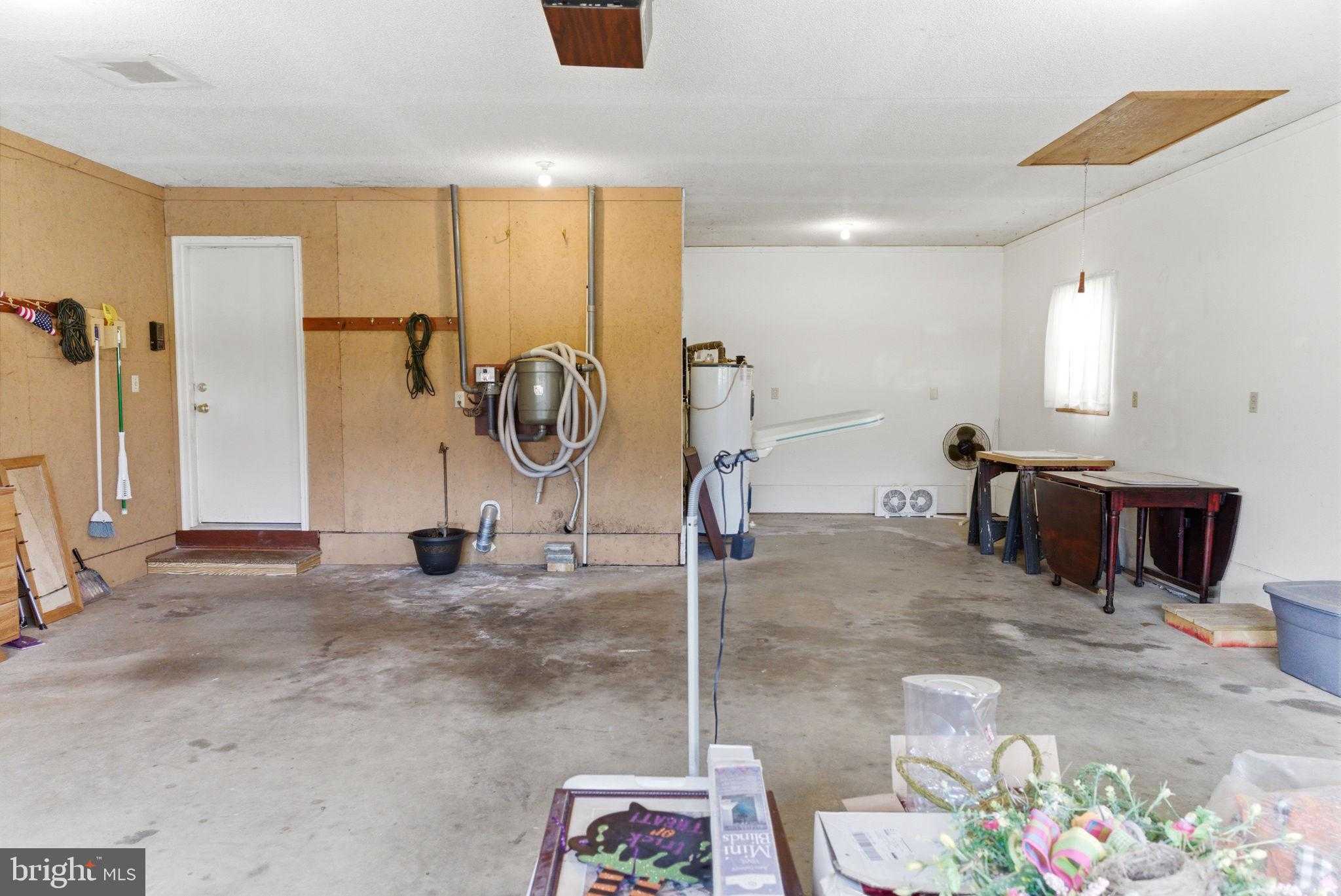 757 Montmorency Dr photo 32