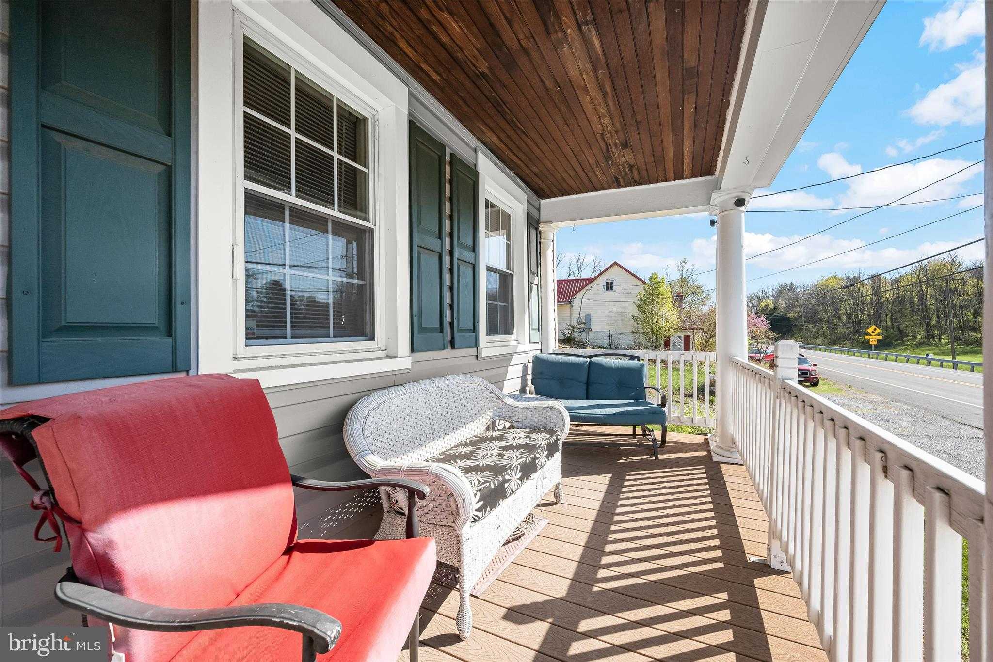 8031 Sharpsburg Pike photo 4