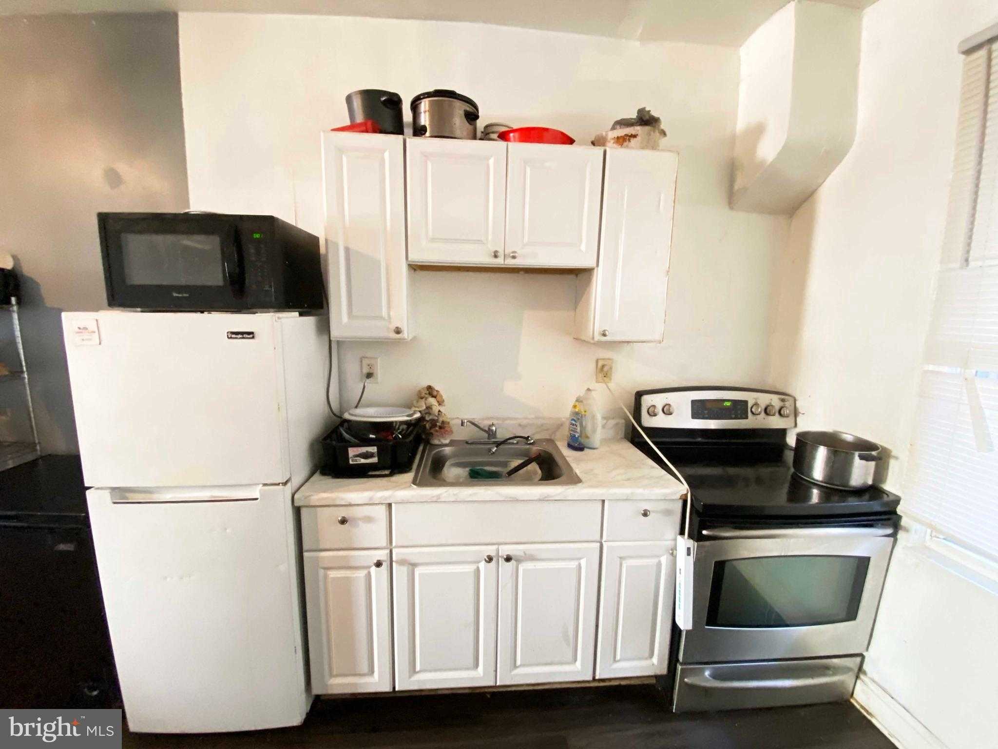 5508 Jane St photo 14