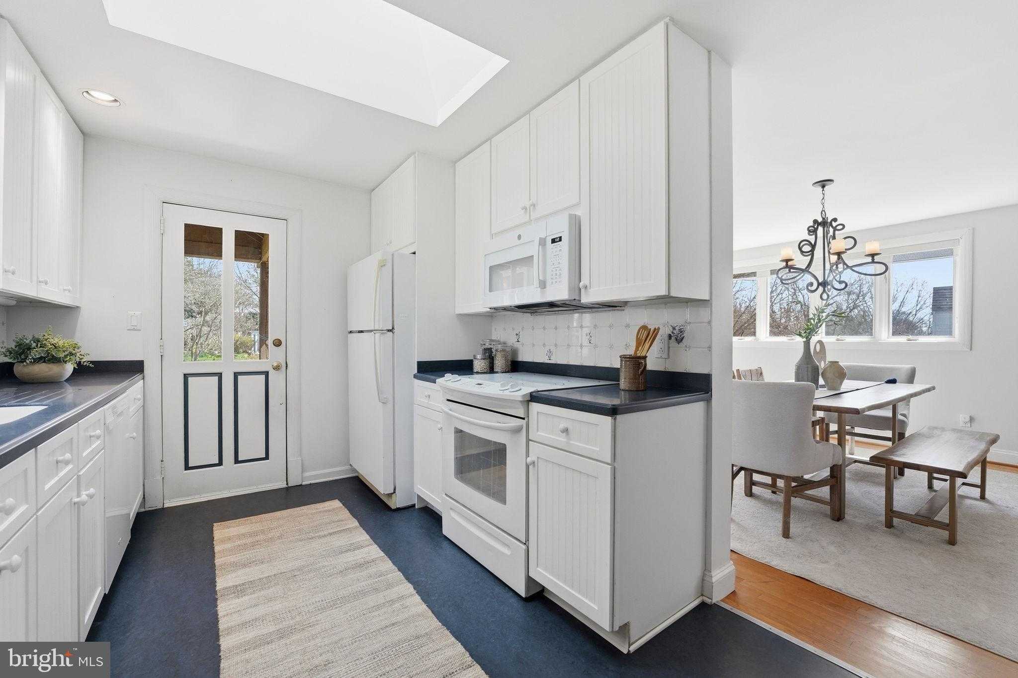 5600 16th St N photo 7