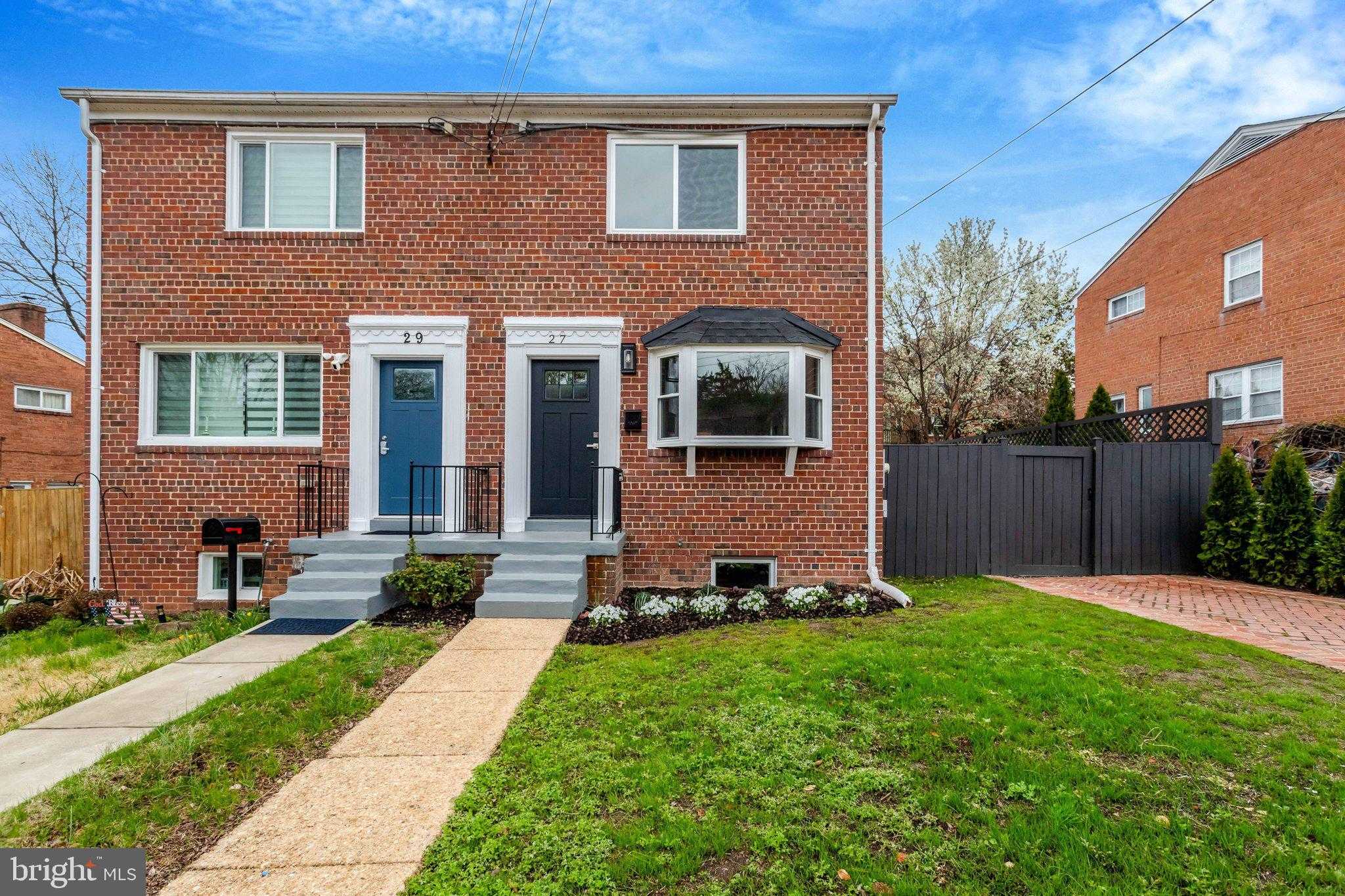 27 S French St photo 2