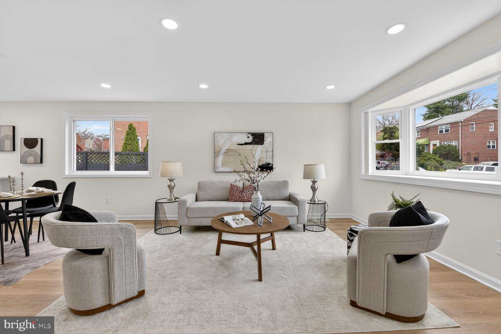 27 S French St photo 4