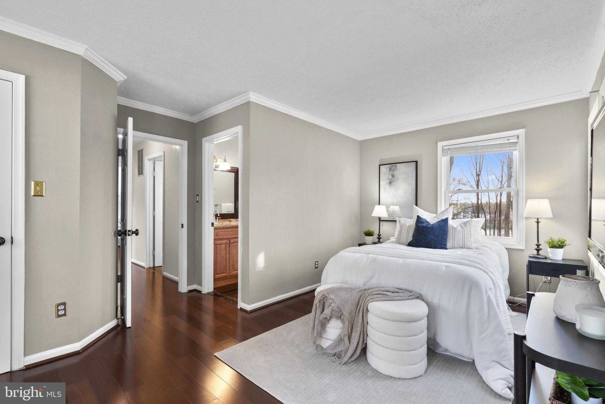 7254 Riding Hood Cir photo 12