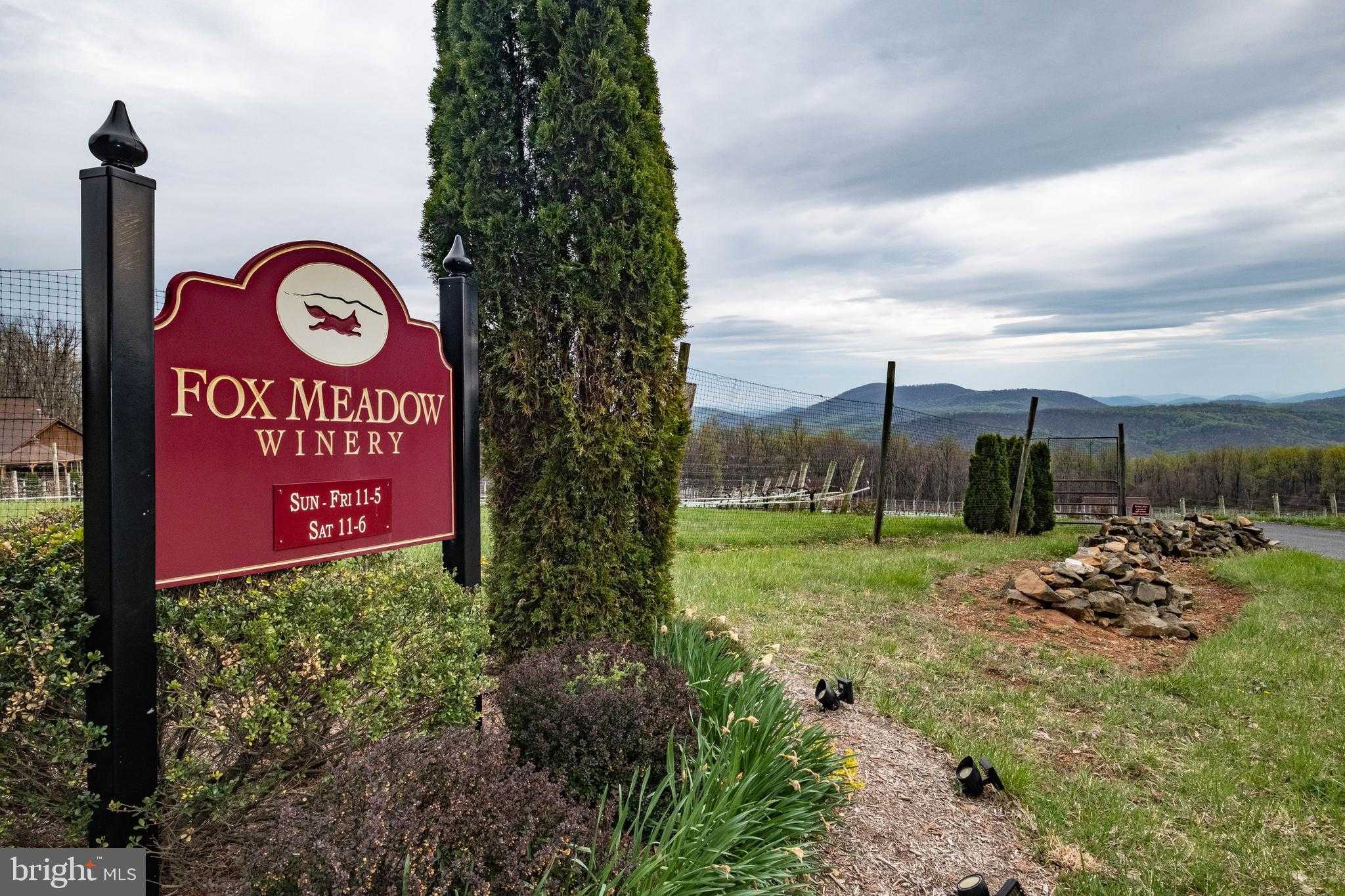 460 Cherrydale Ave photo 64